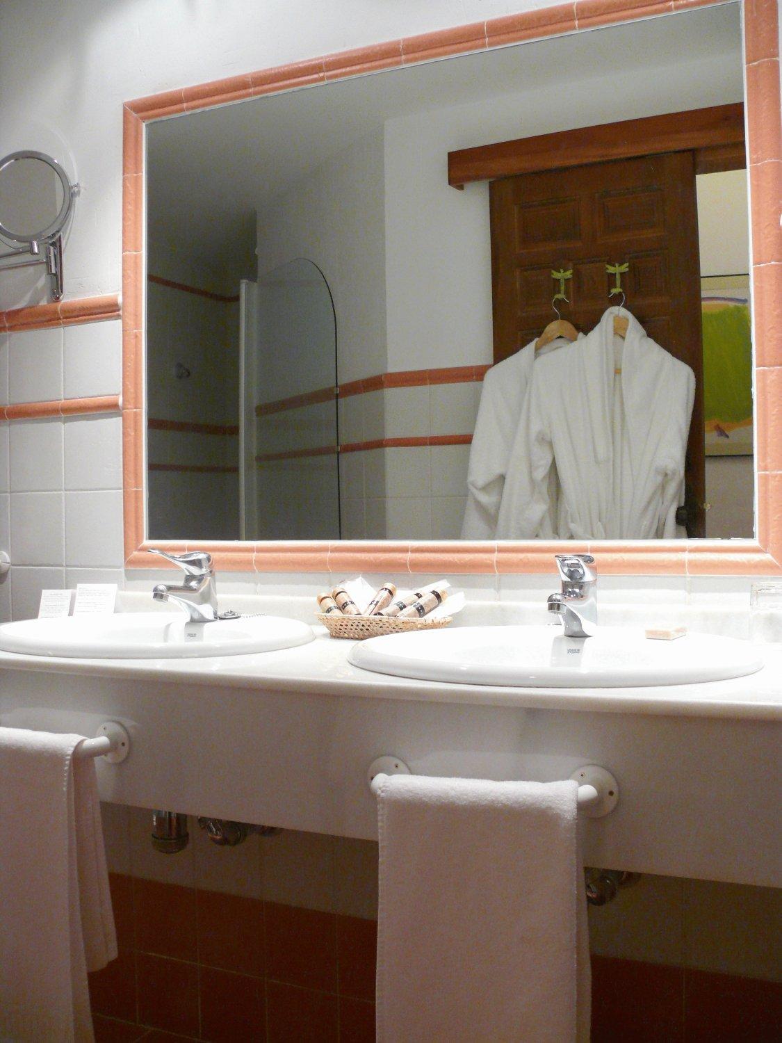 Superior Double Room - Photo 4