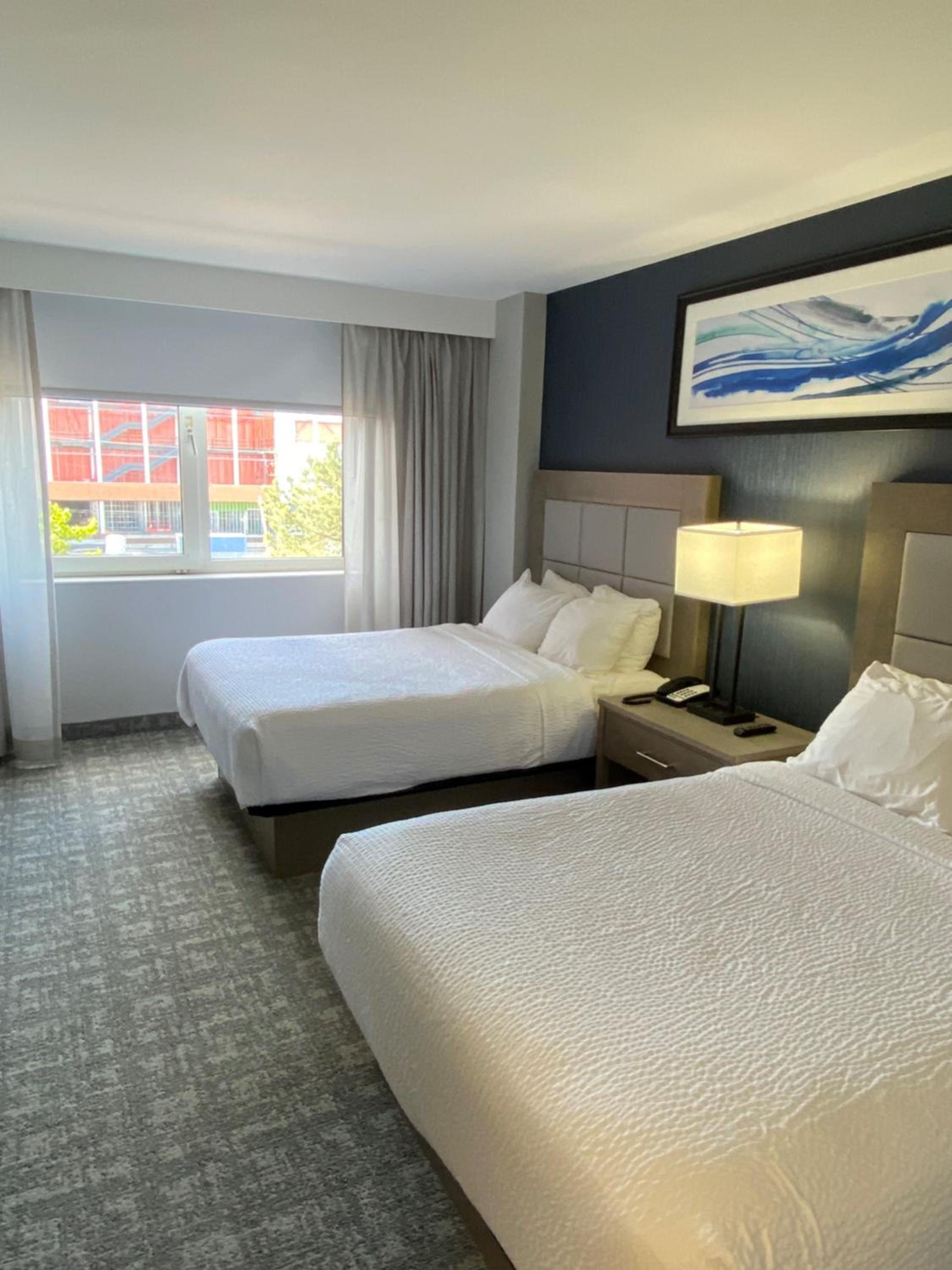 One-Bedroom Suite with Two Double Beds - Photo 4