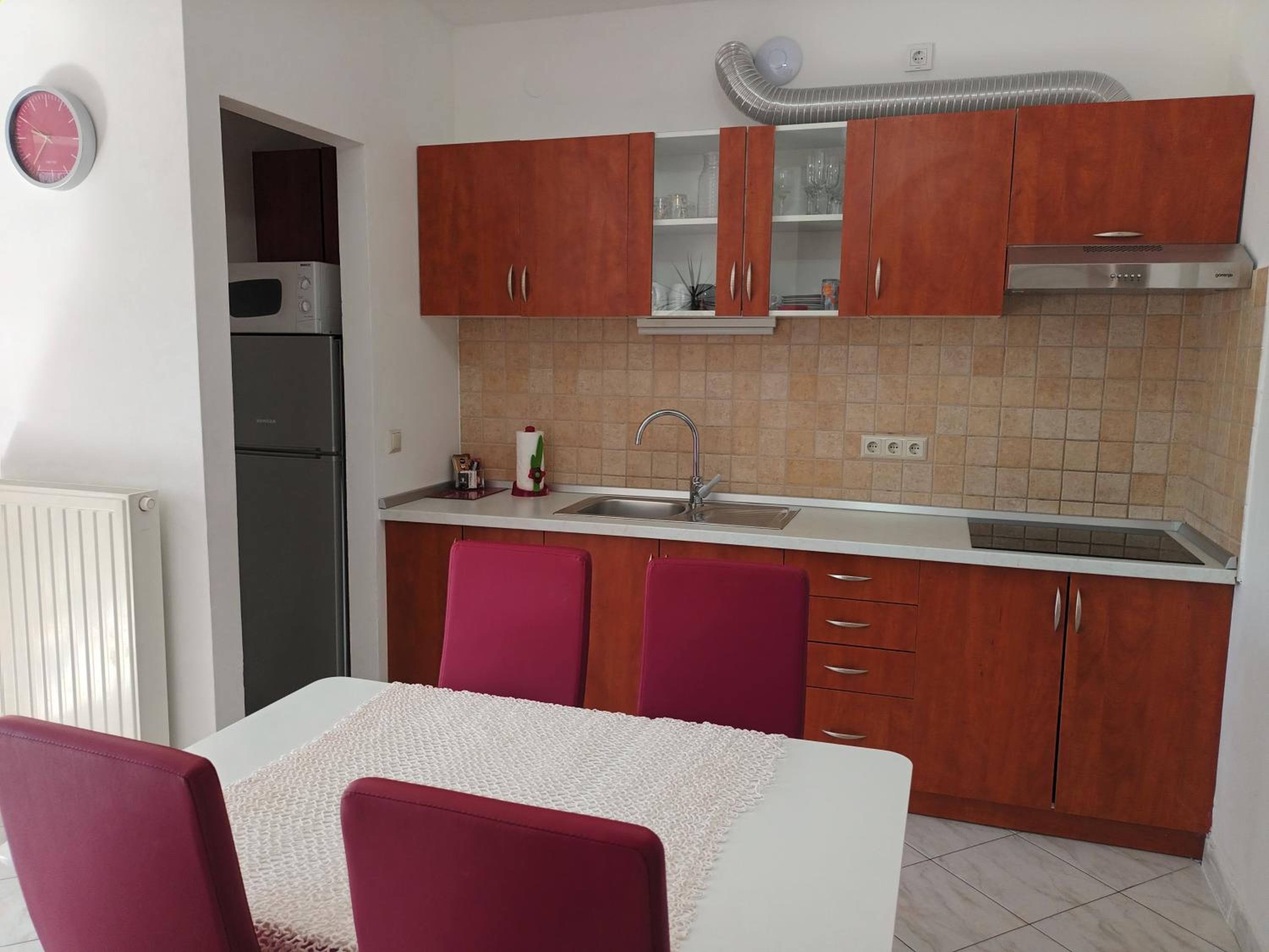 Two-Bedroom Apartment - Photo 18