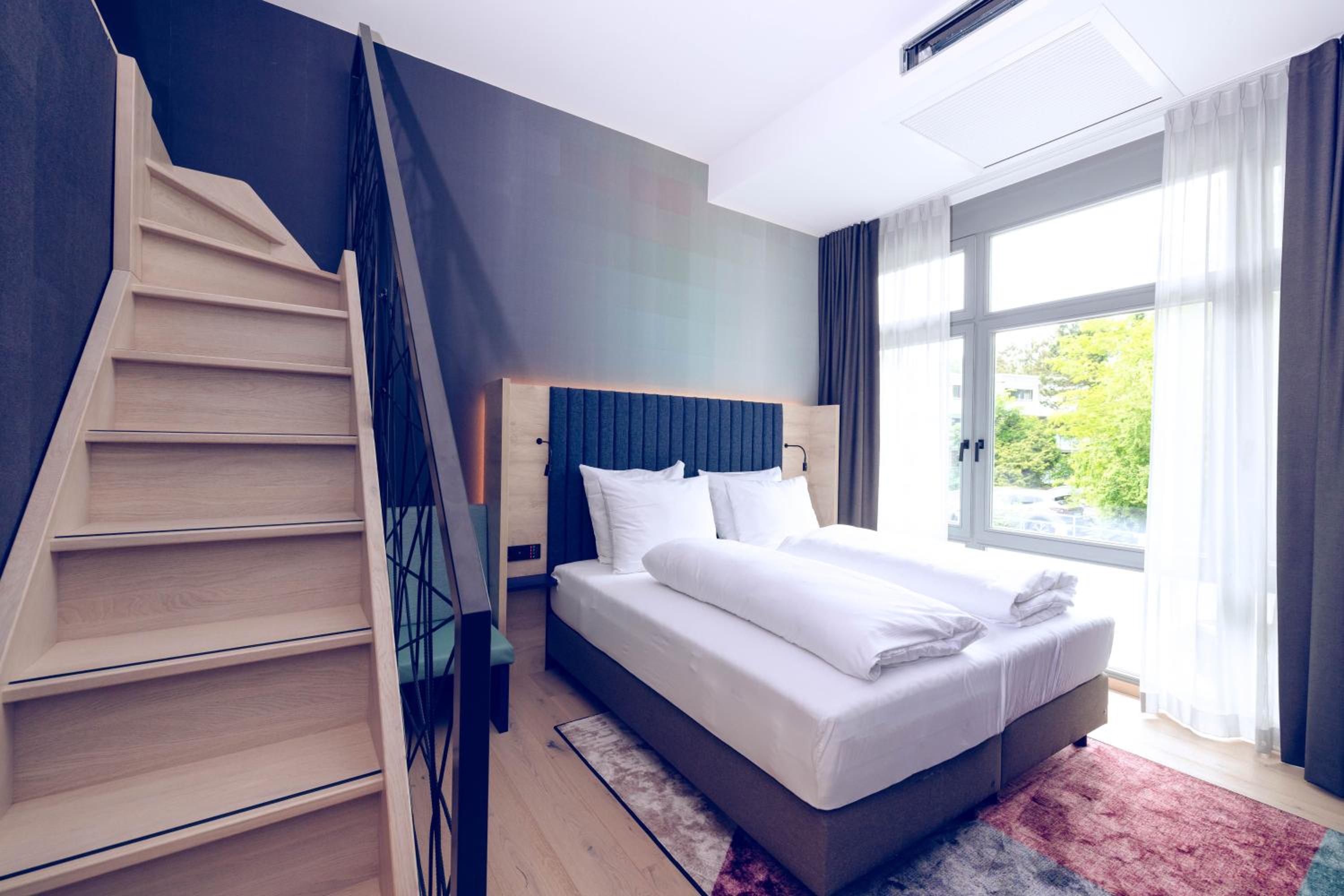 Family and Friends Room without Balcony
