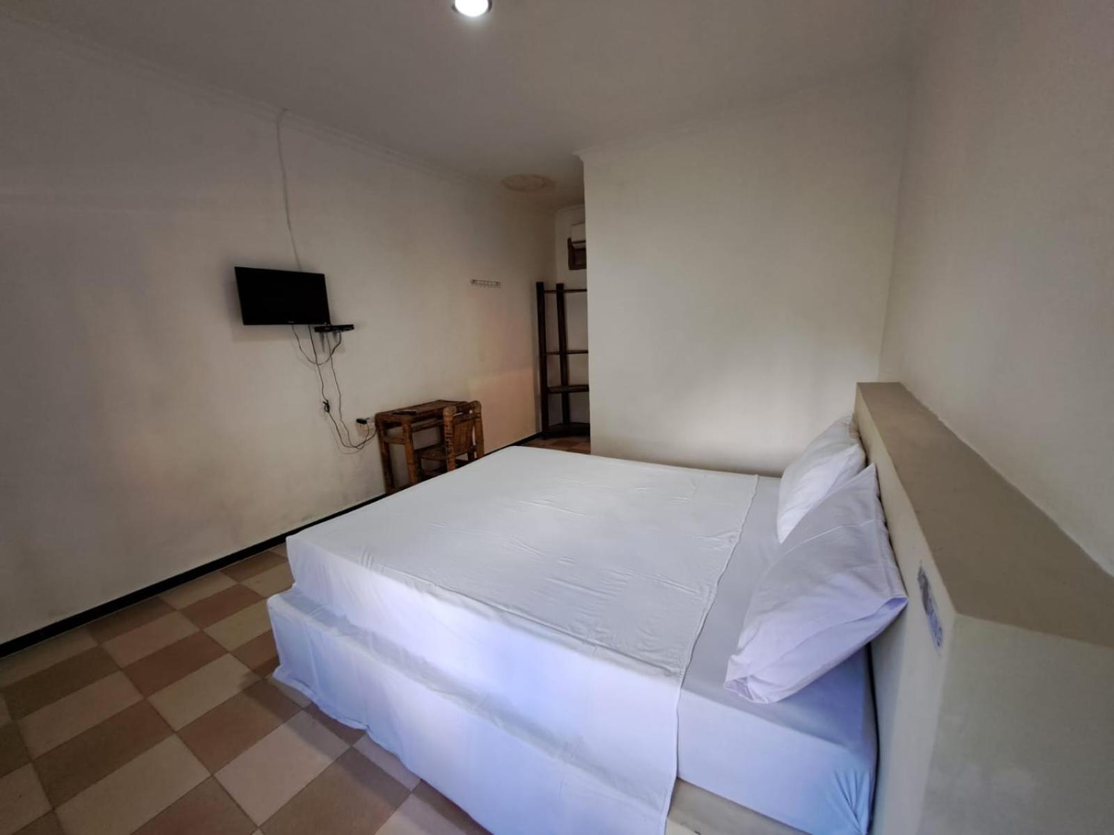 Double Room - Photo 5