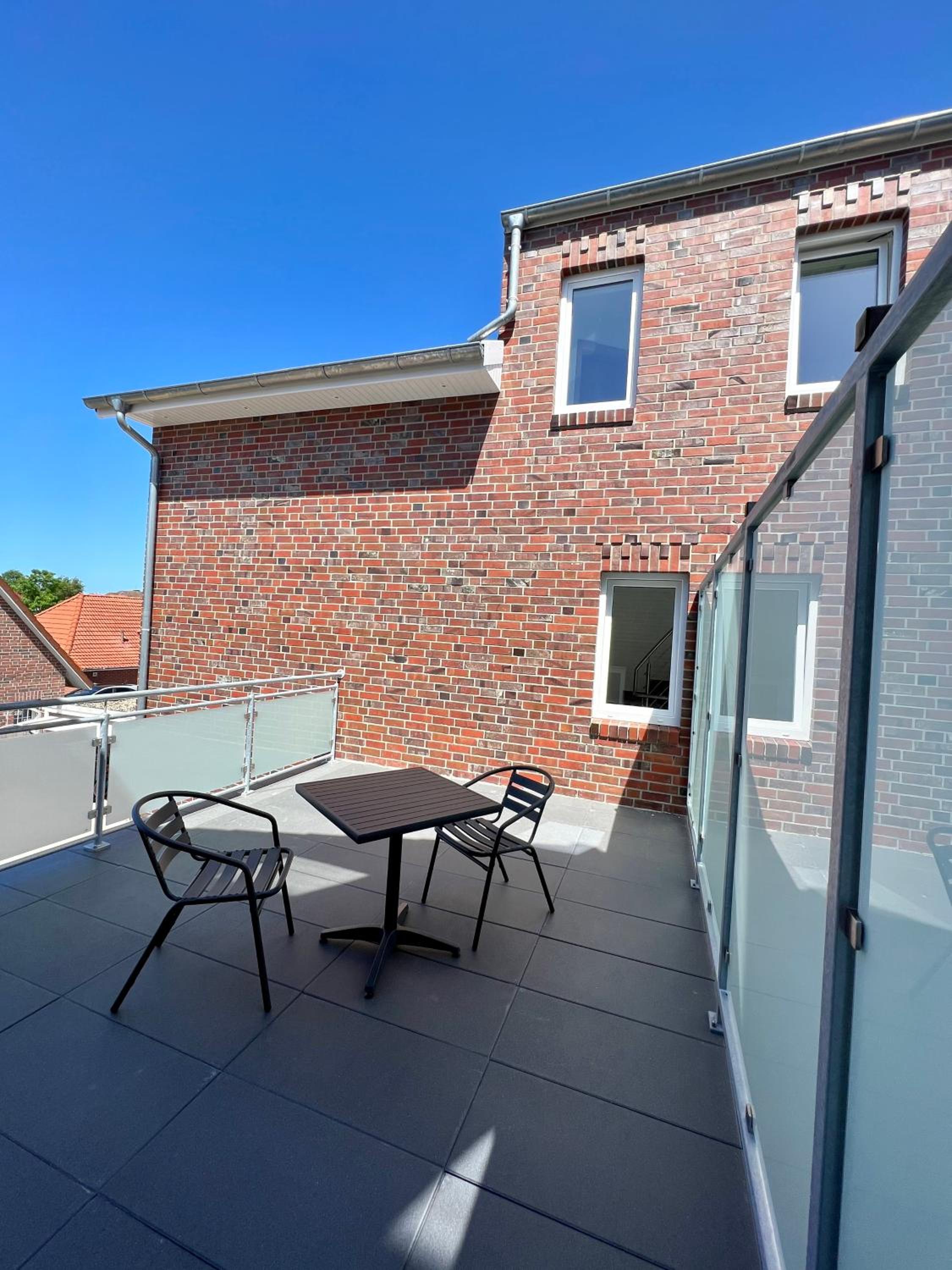 Double Room with Balcony - Photo 3