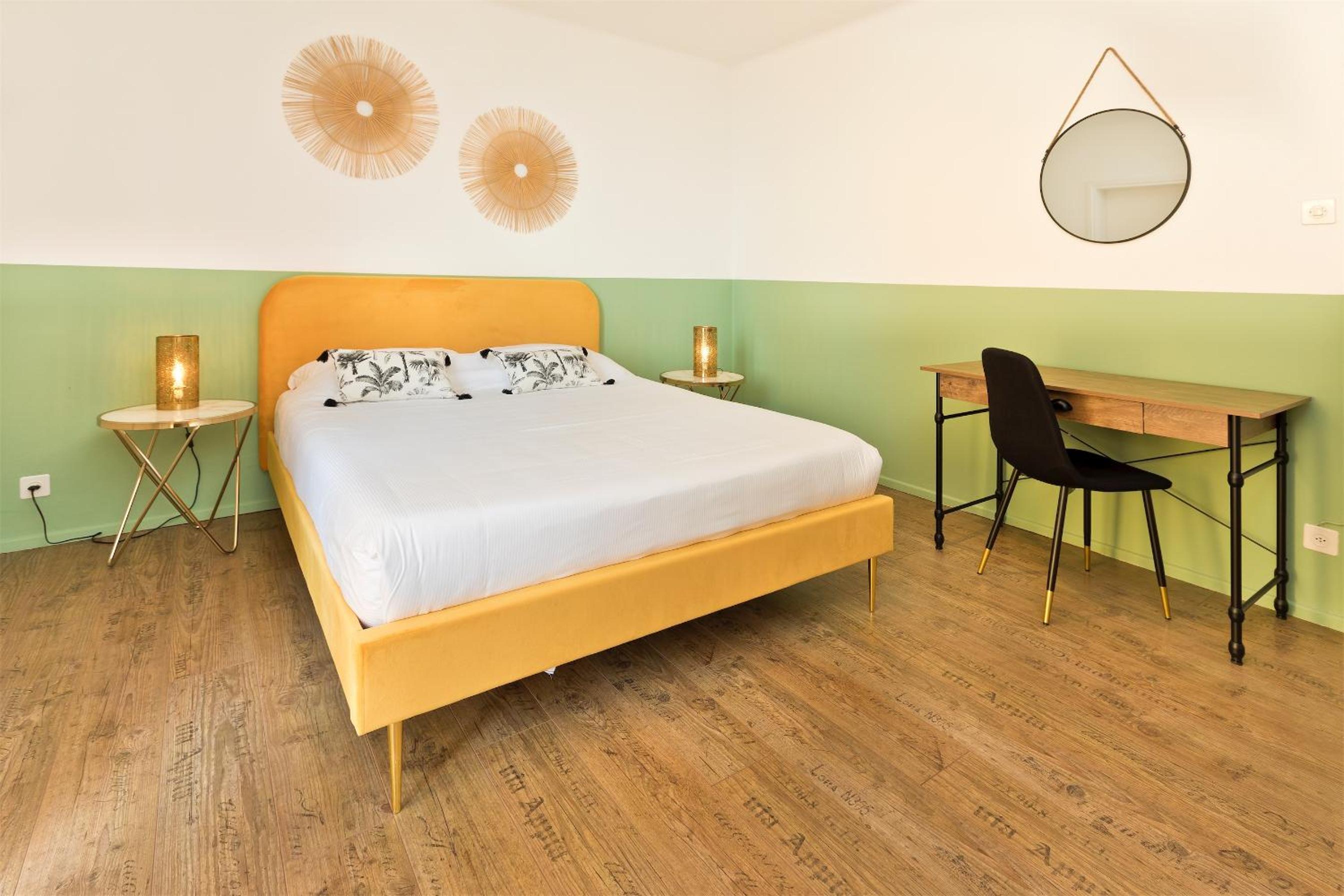 Comfort Double Room with Lake View and Balcony - Photo 5