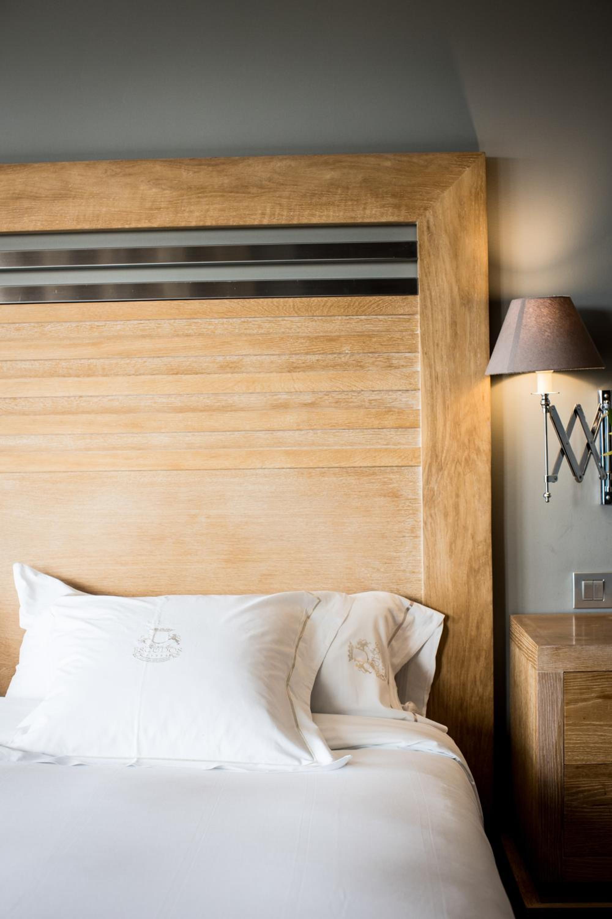 Premium Single Room photo 3