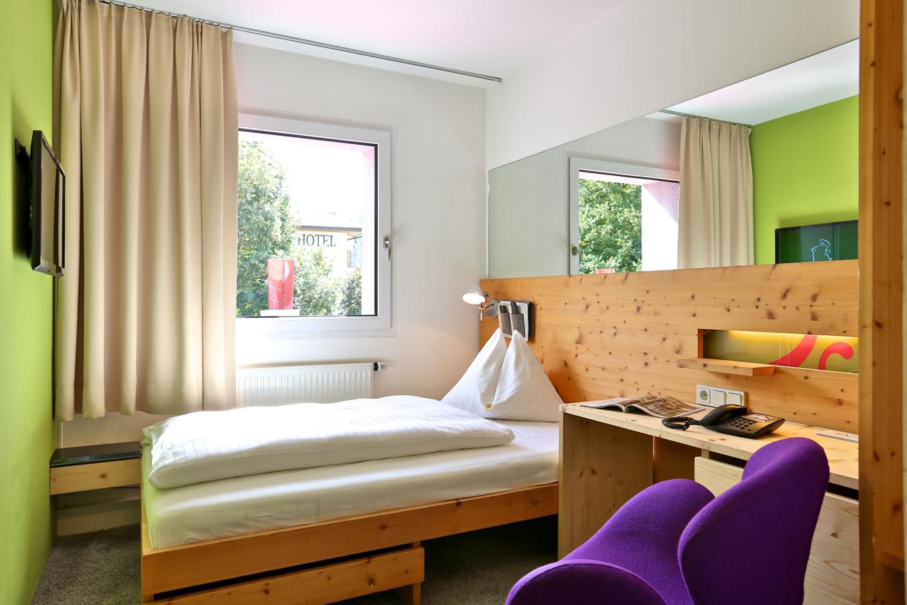 Single Room photo 1