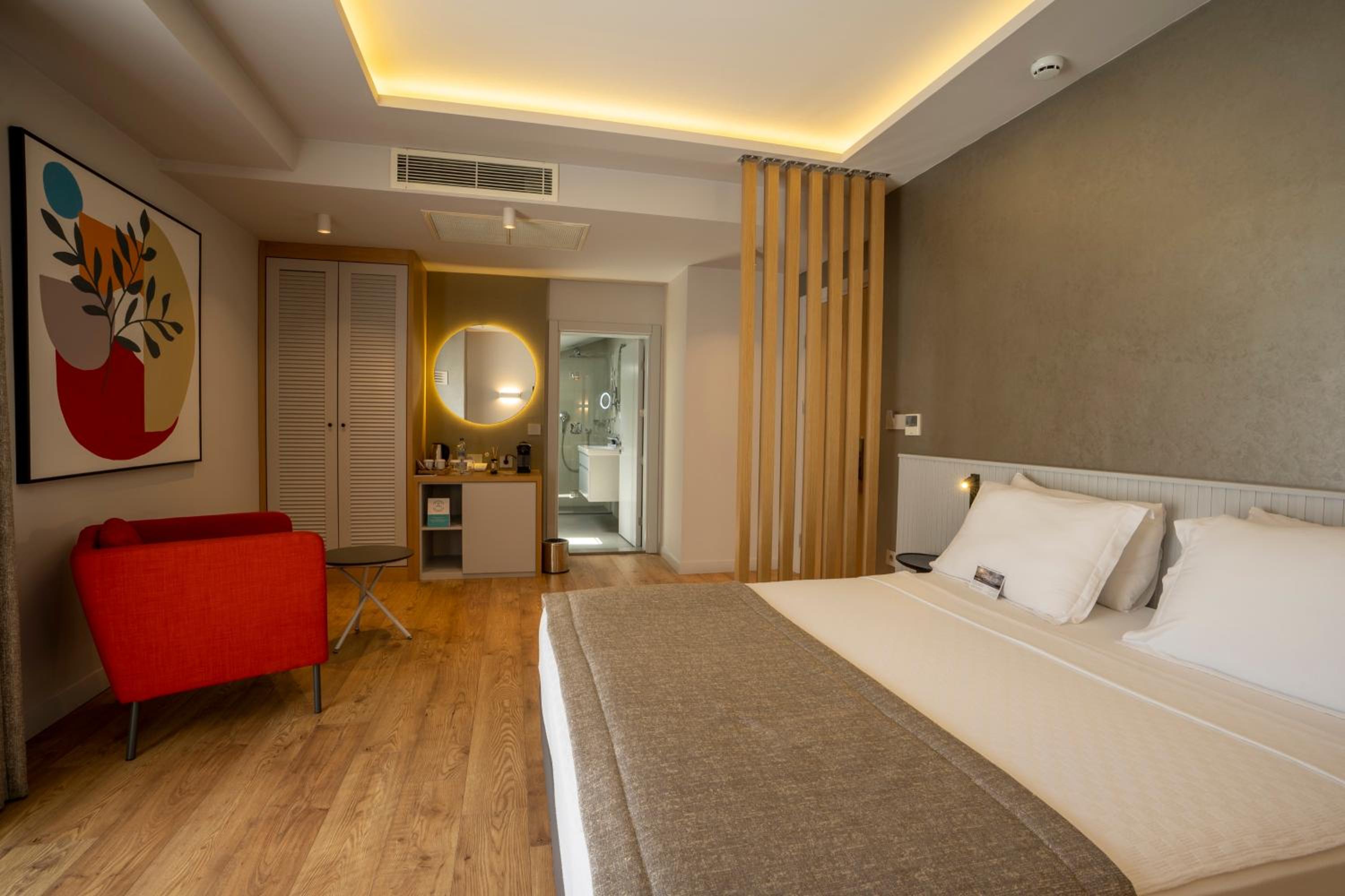 Superior Double Room - Photo 3