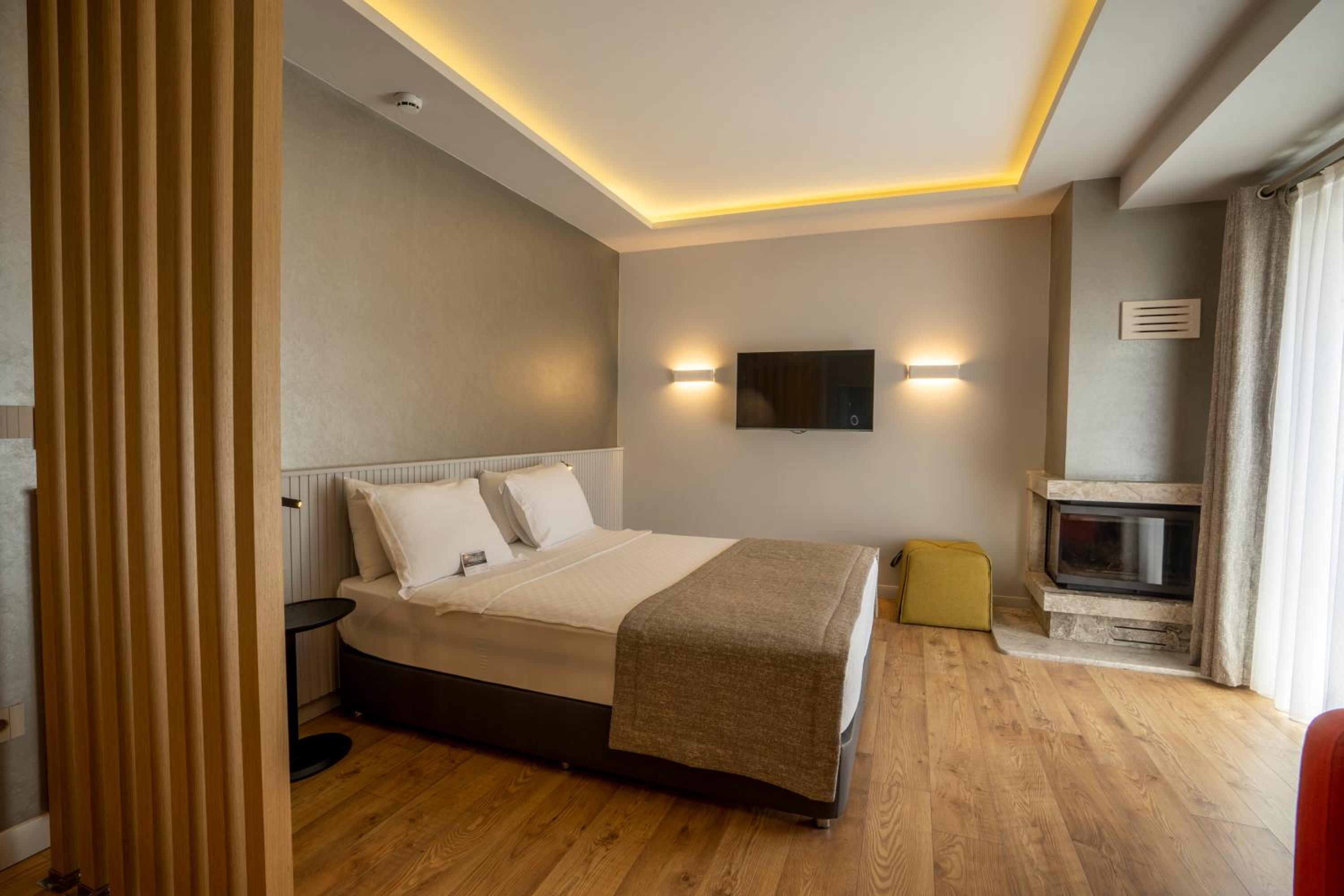 Superior Double Room - Photo 2