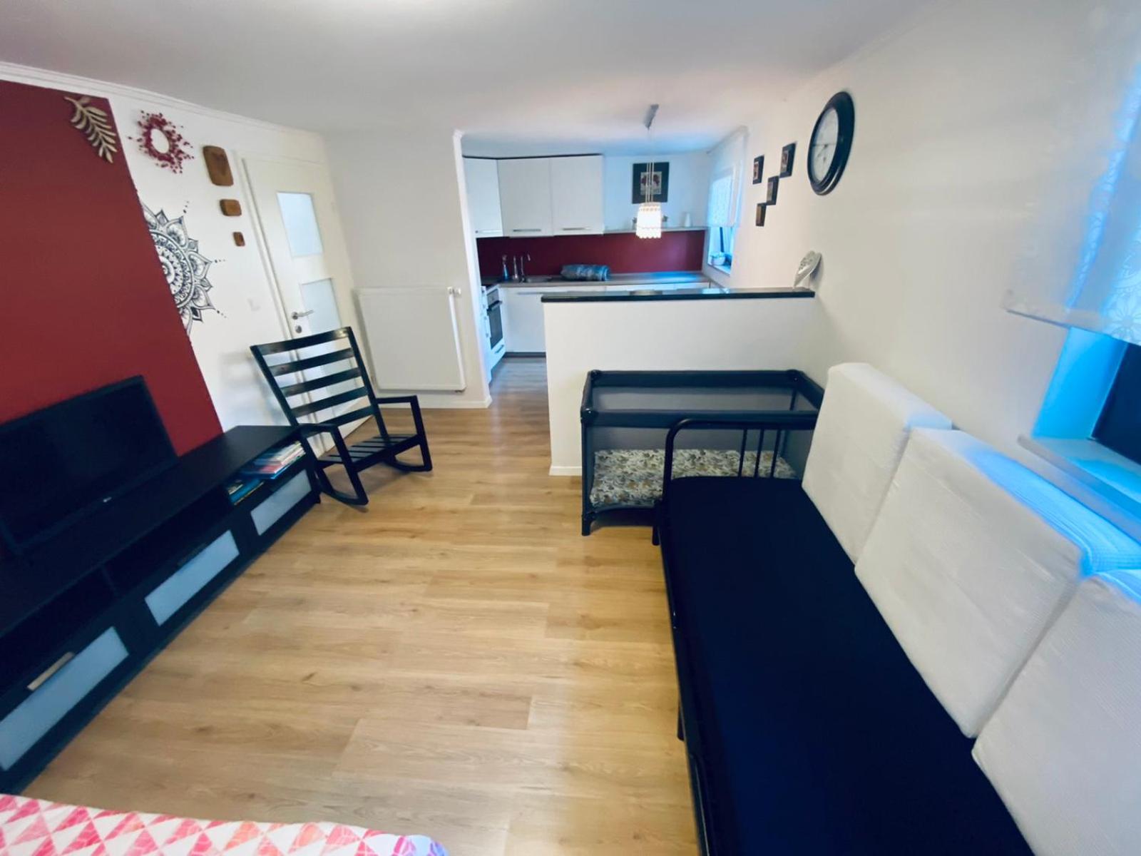 One-Bedroom Apartment - Photo 13