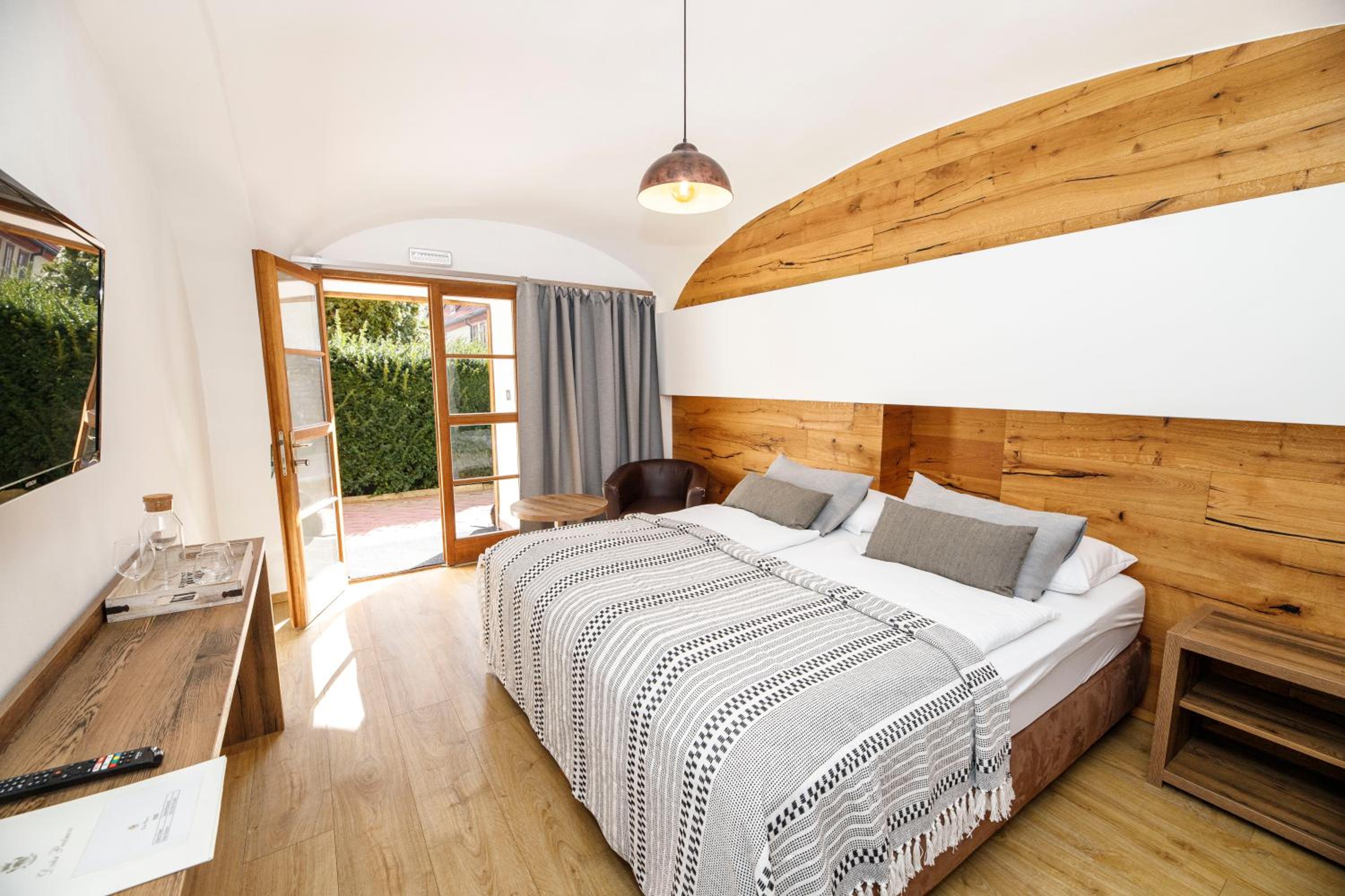 Superior Double Room with Garden View