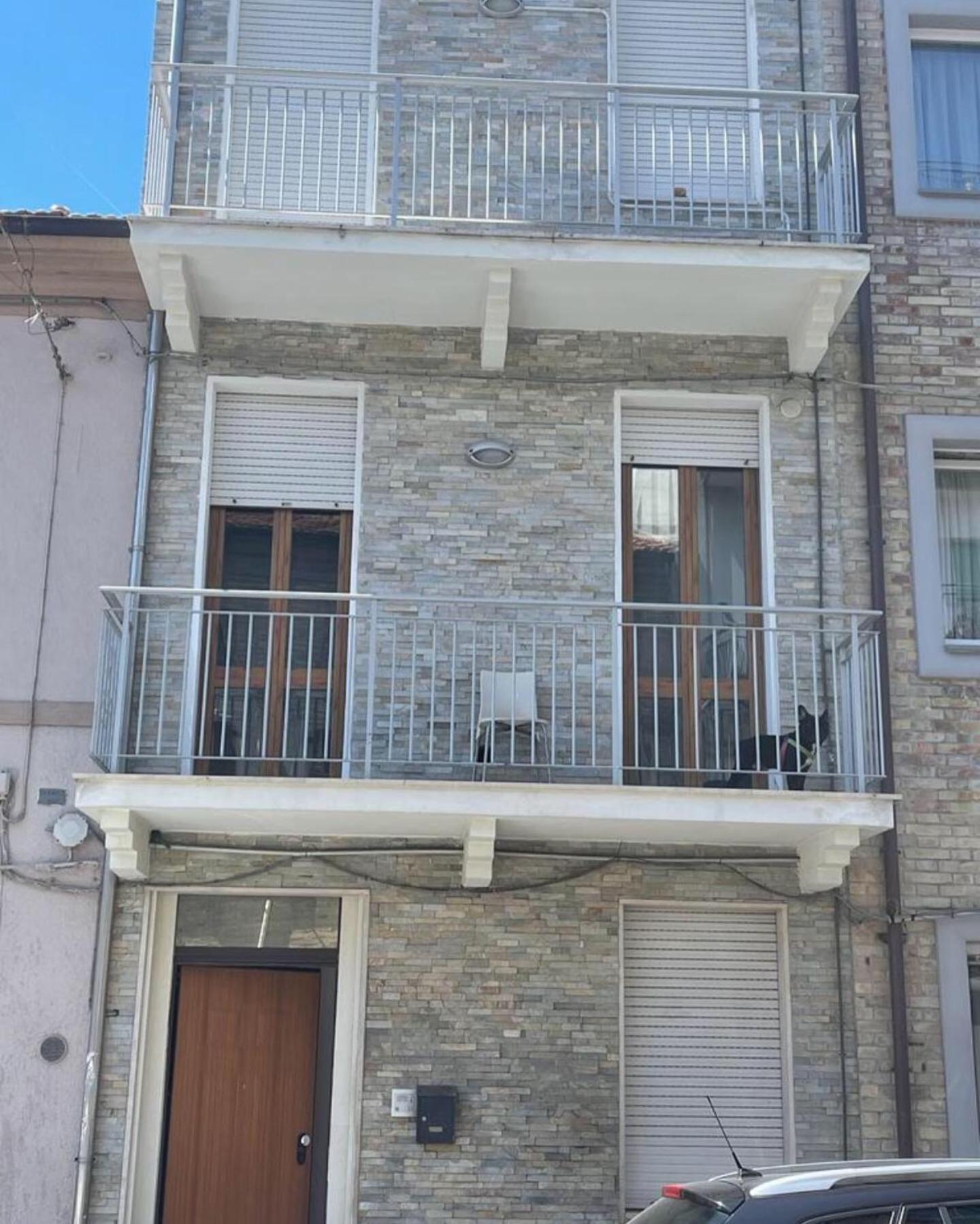 Two-Bedroom House photo 2