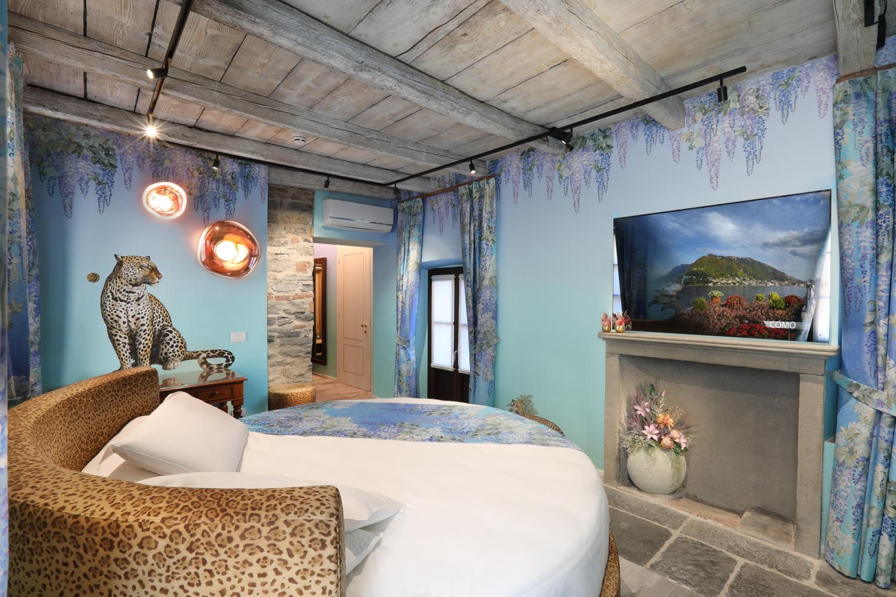 Suite photo 1