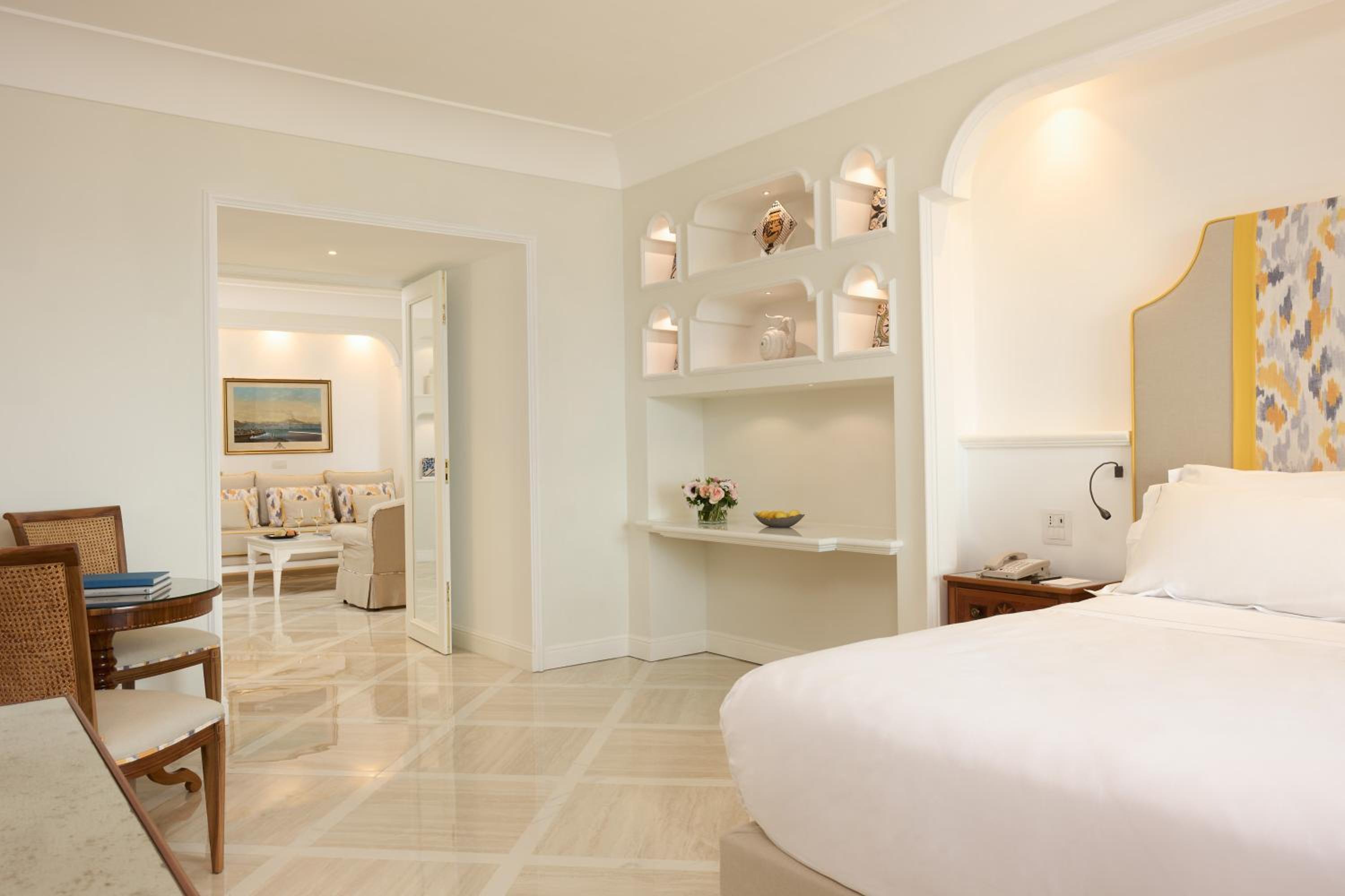 Royal Suite with Sea View - Photo 4
