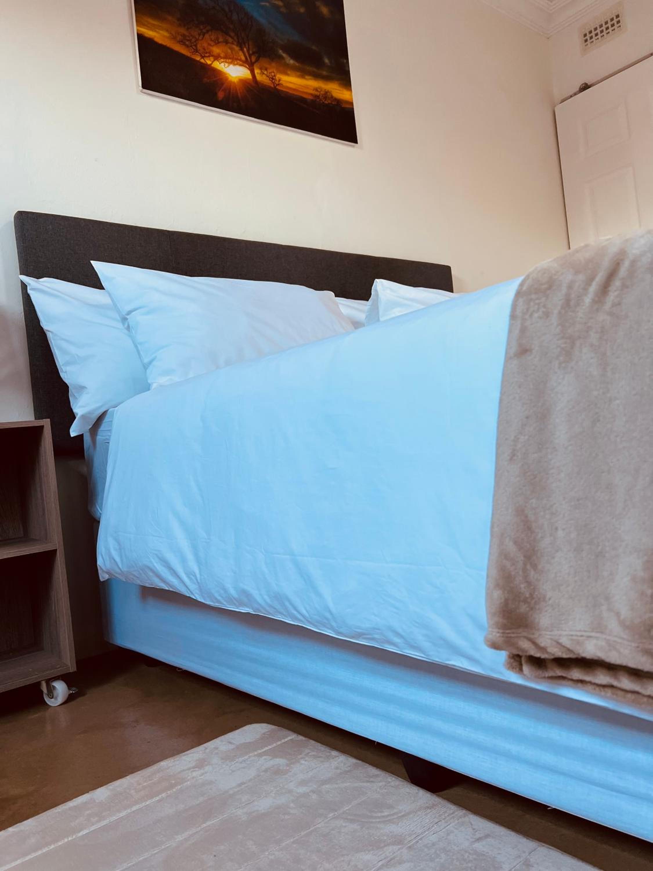 One-Bedroom Apartment - Photo 6