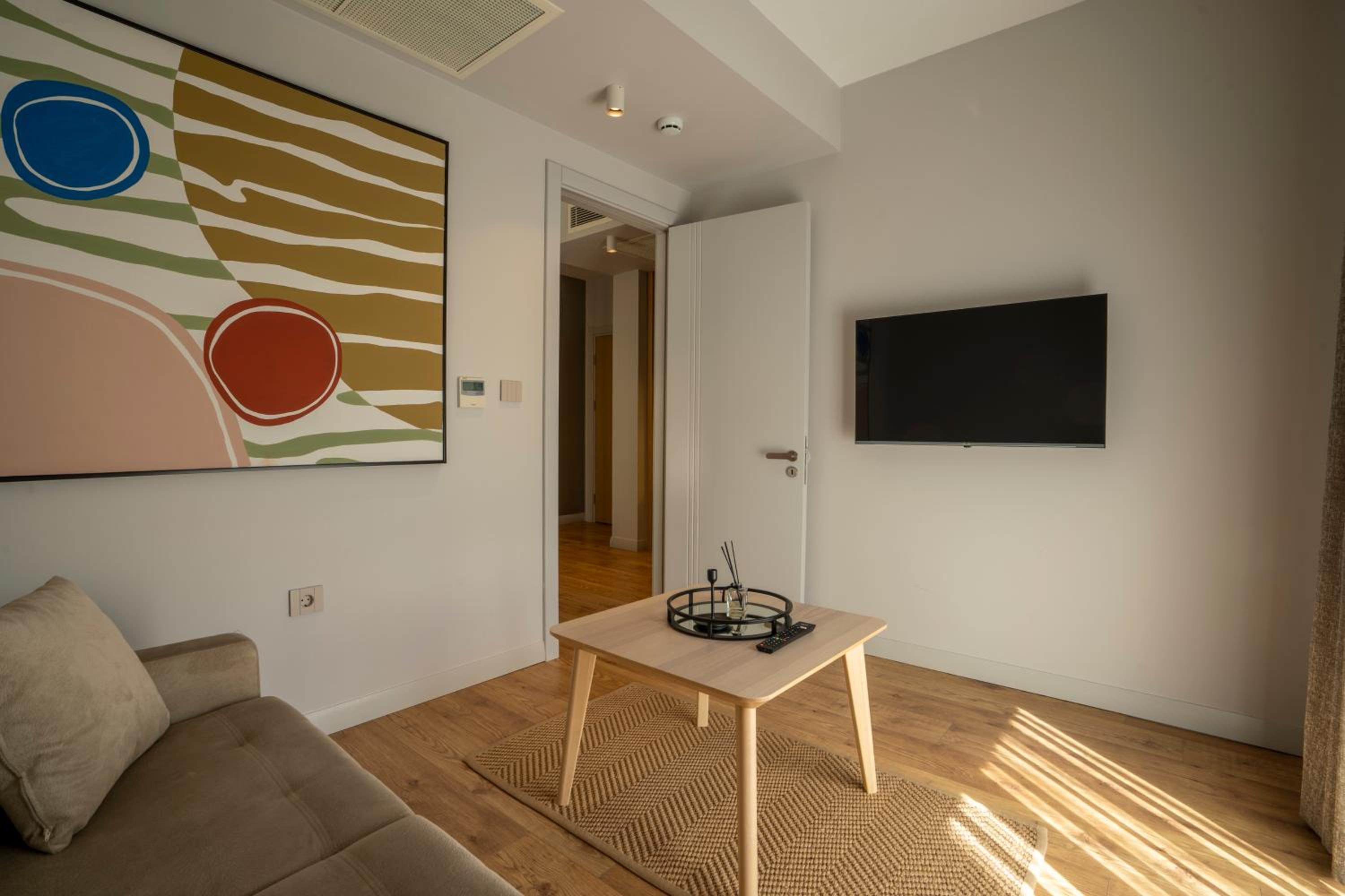 Deluxe Suite - Photo 4