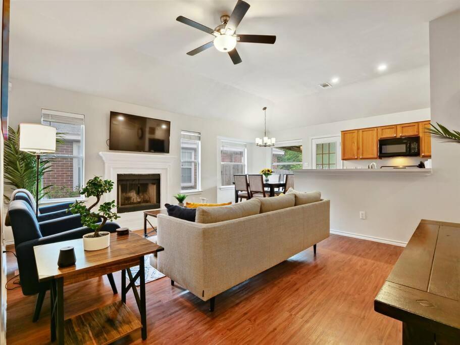 Three-Bedroom House photo 1