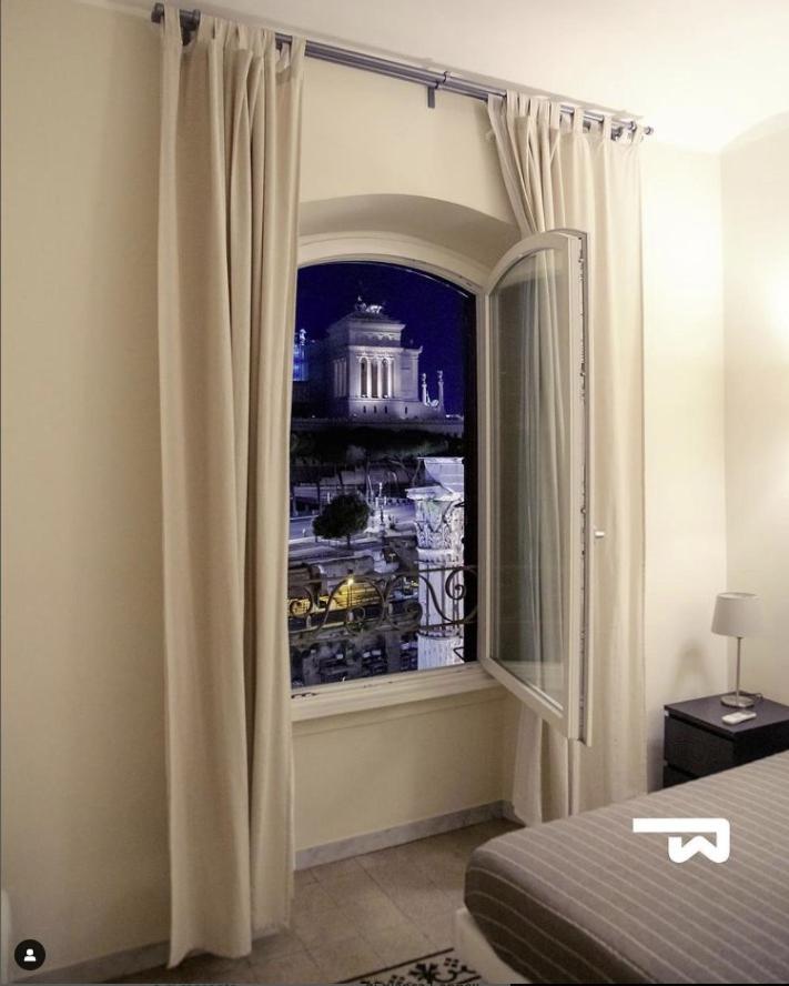 Superior Double or Twin Room with City View photo 2