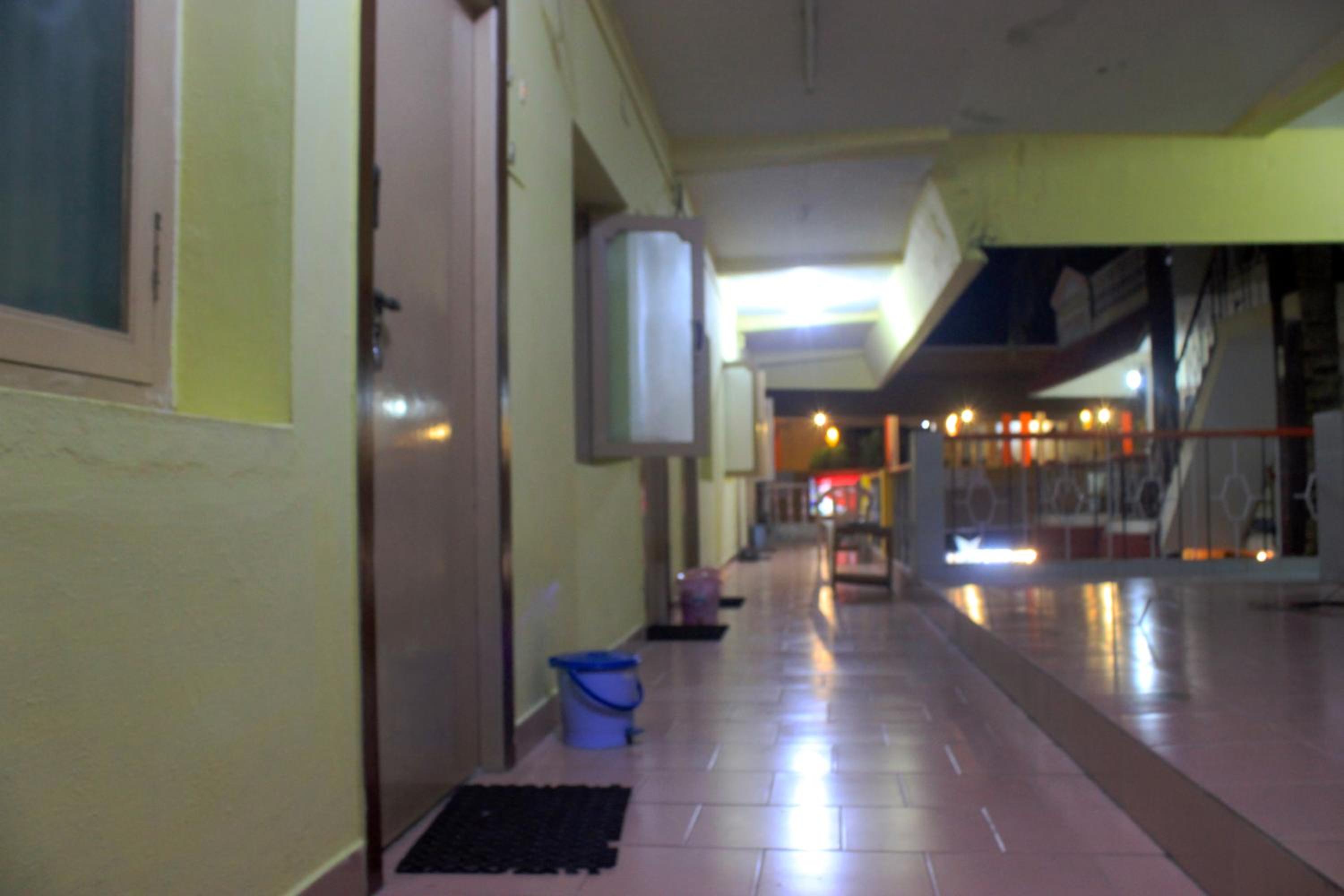 Standard Double Room with Fan photo 2