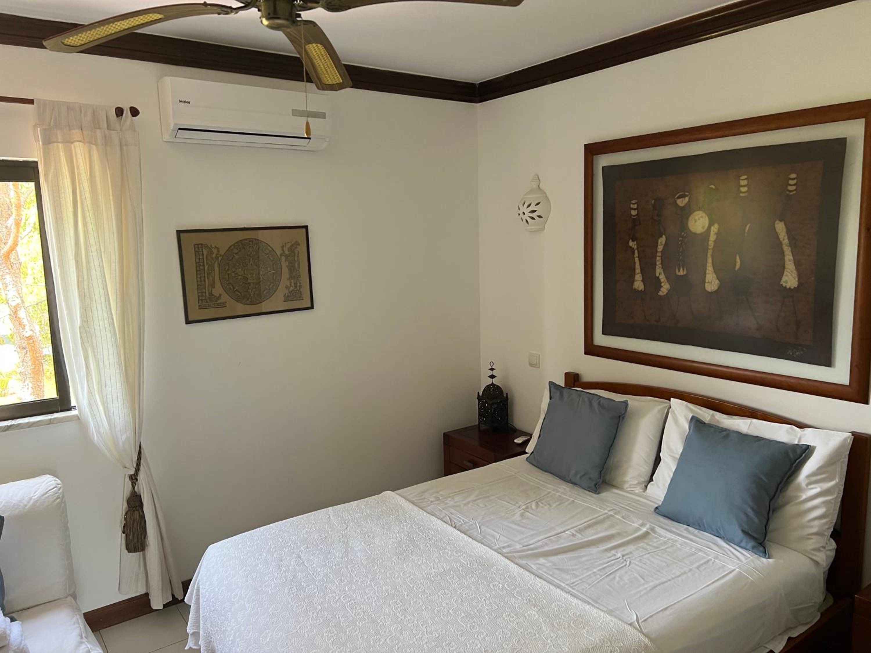 Two-Bedroom House photo 2