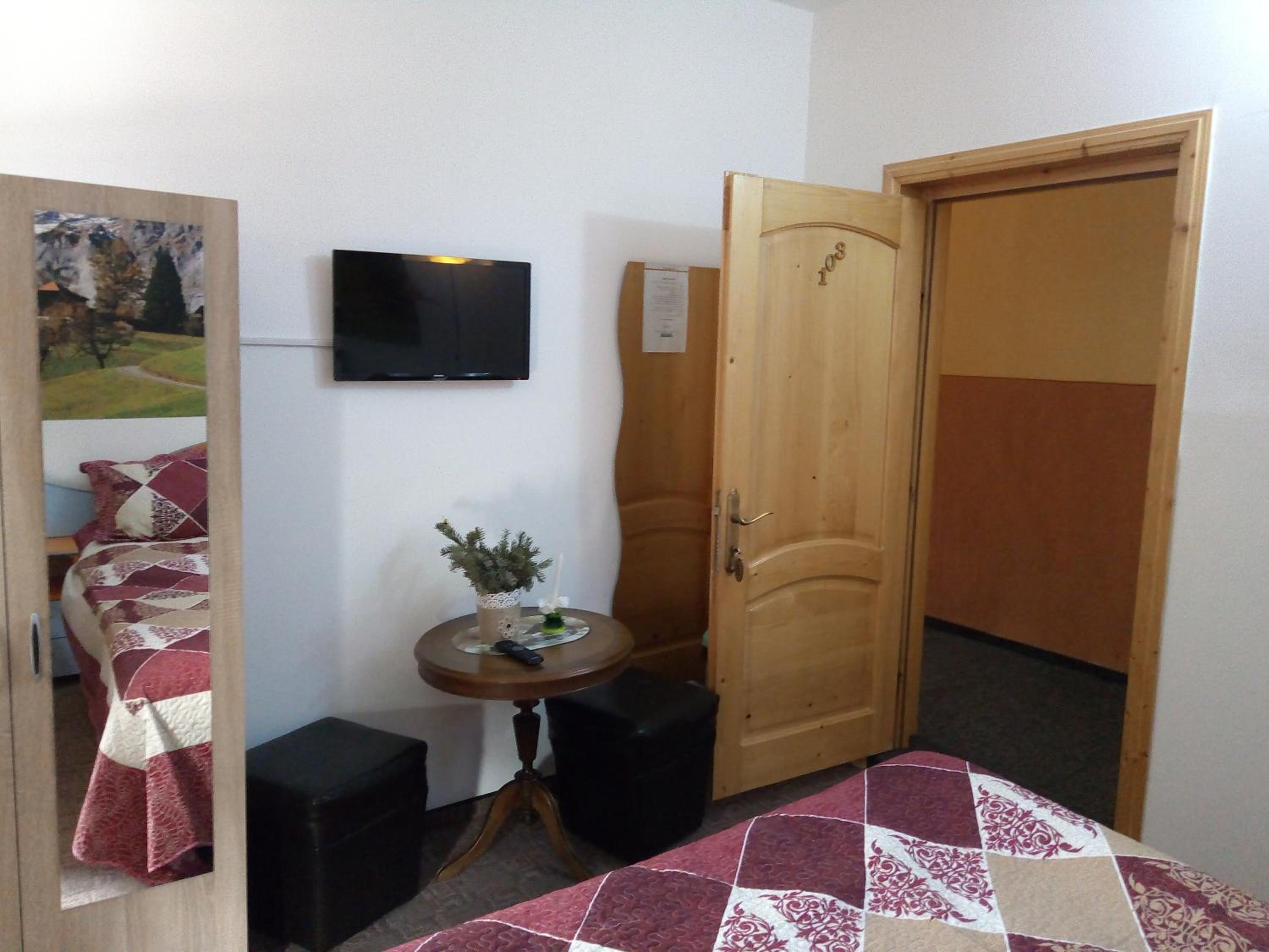 Double Room with Balcony photo 2