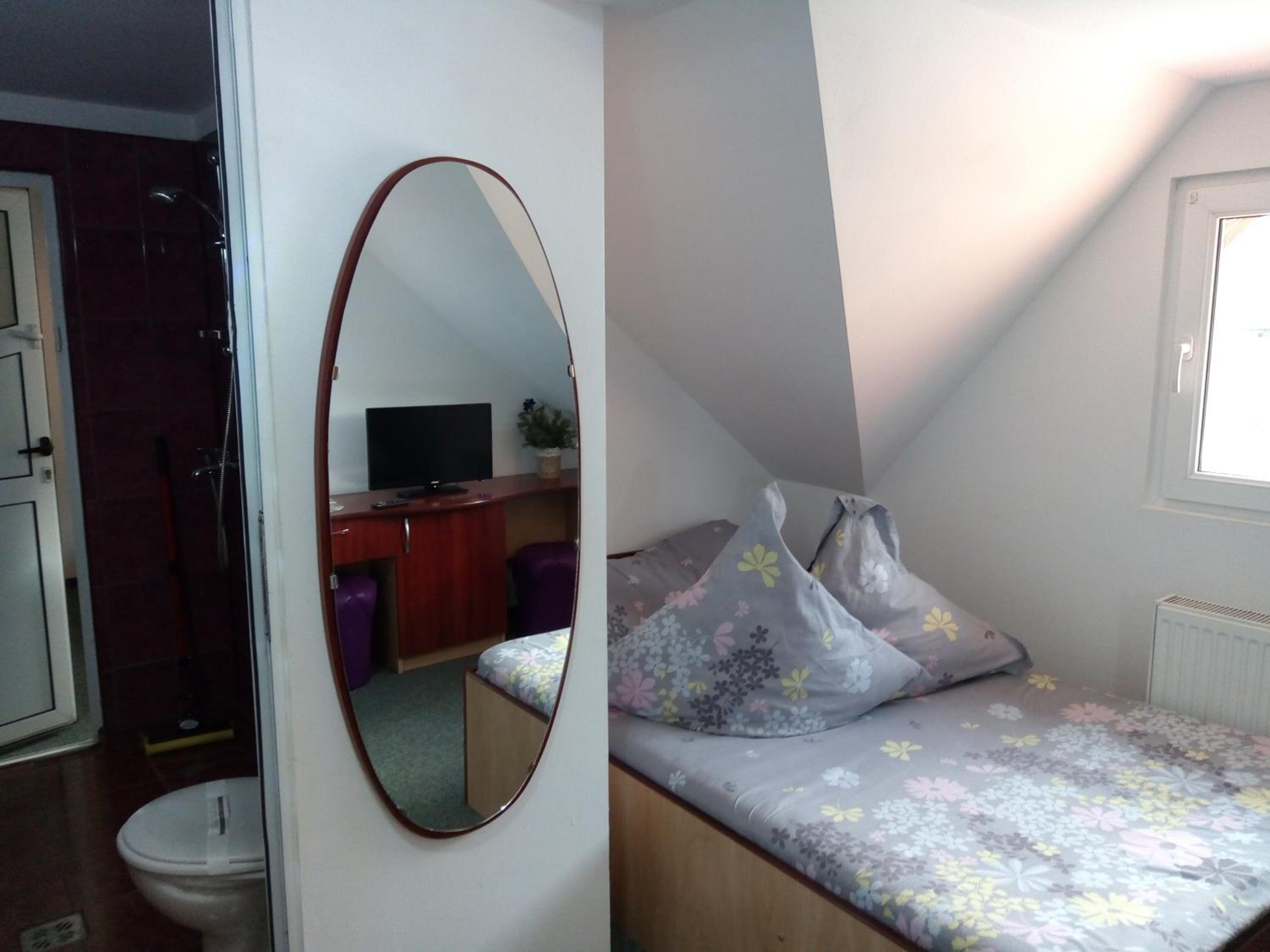 Two-Bedroom Apartment photo 2