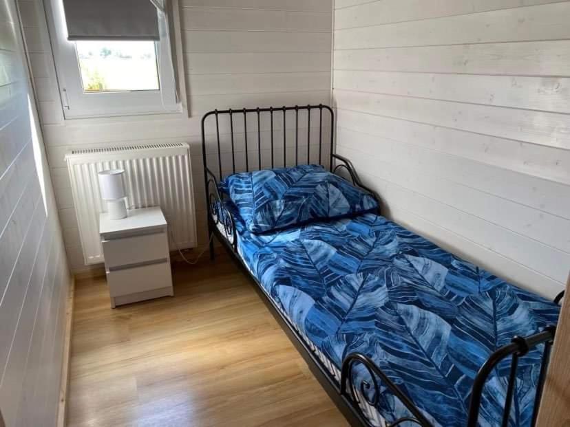 Three-Bedroom Apartment - Photo 9