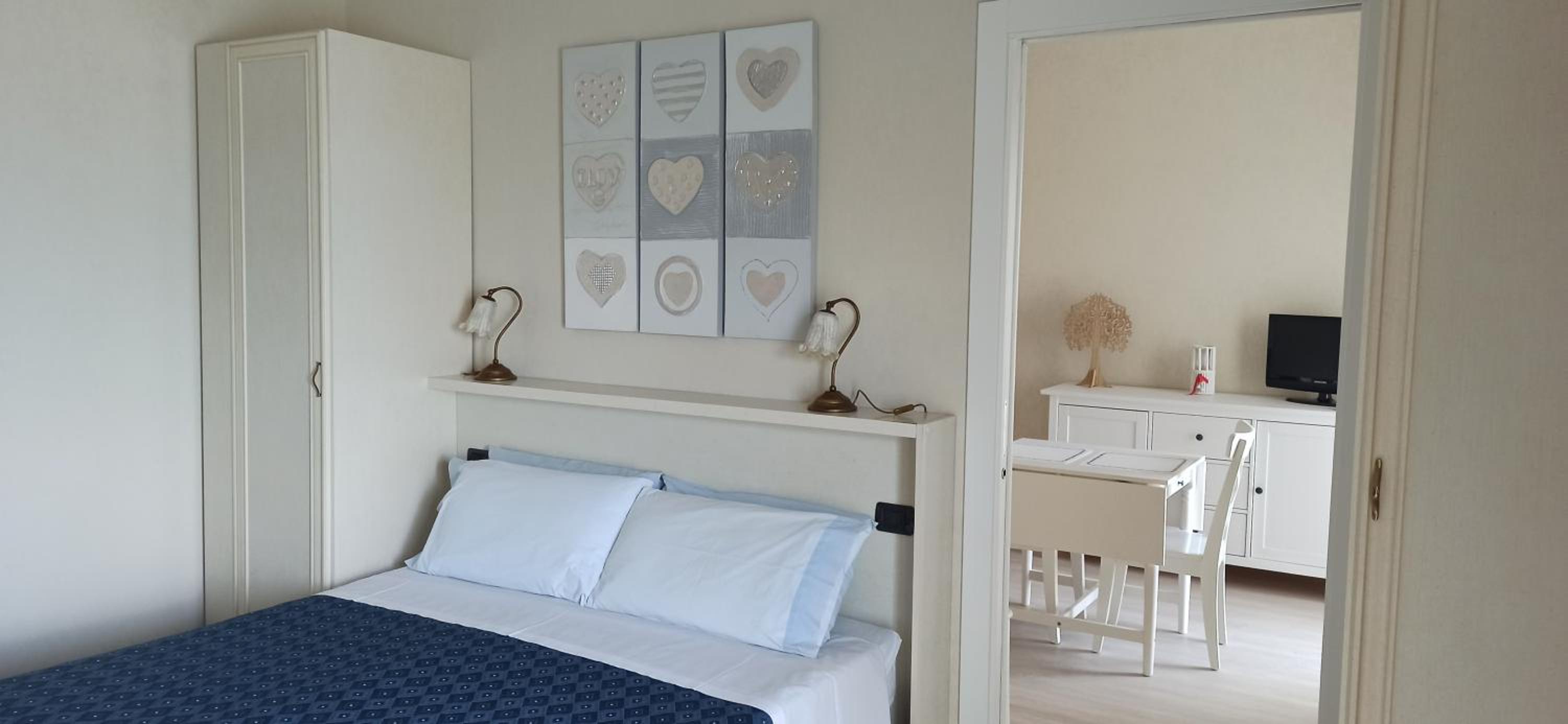 Studio Apartment with Sea View - Photo 2