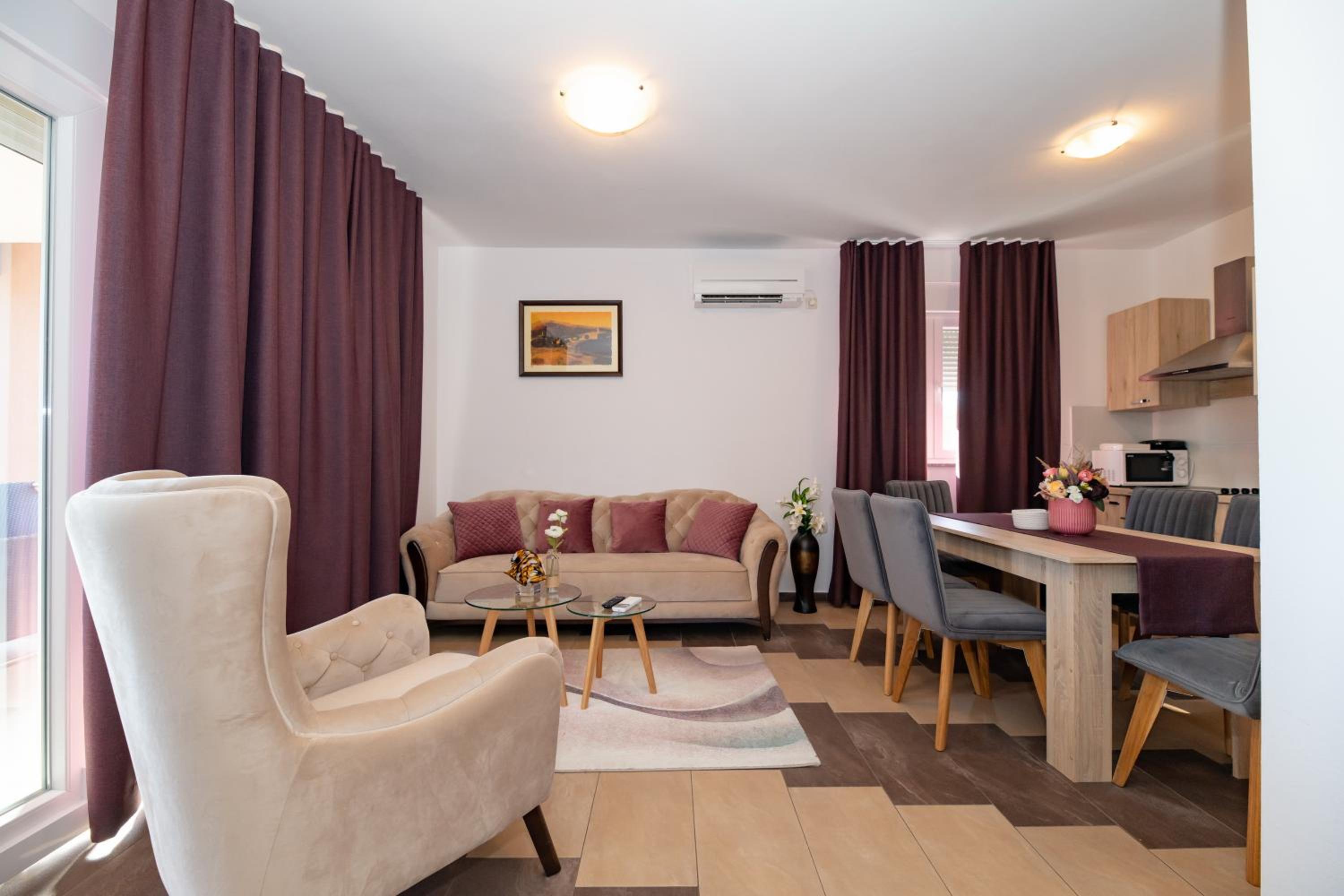 Apartment with Sea View photo 2