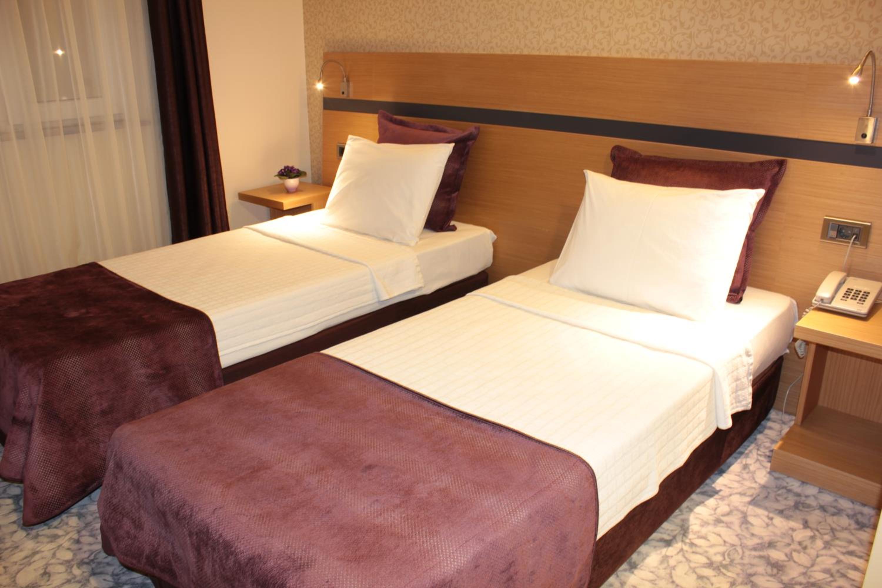 Standard Twin Room photo 1
