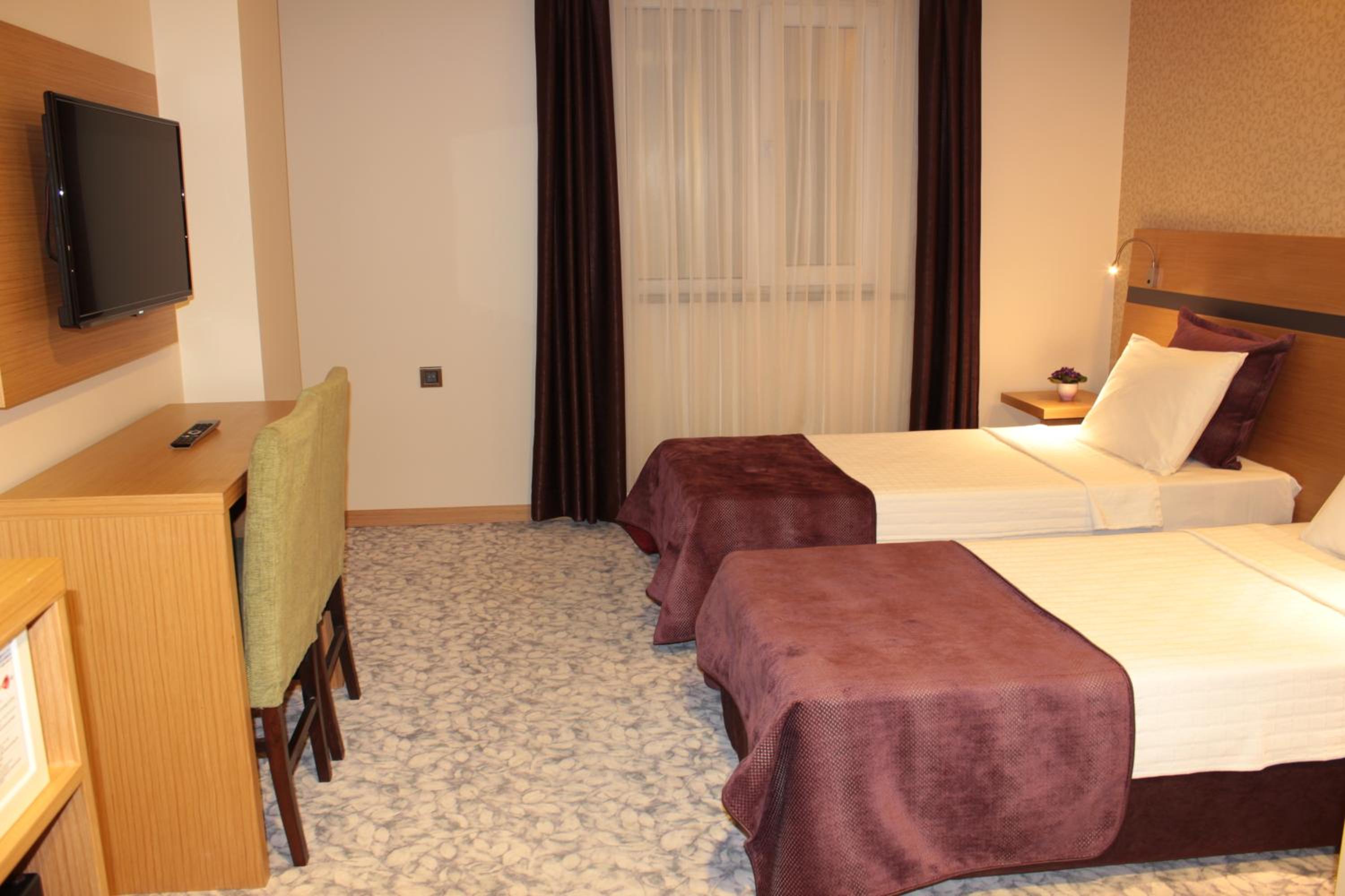 Standard Twin Room photo 2
