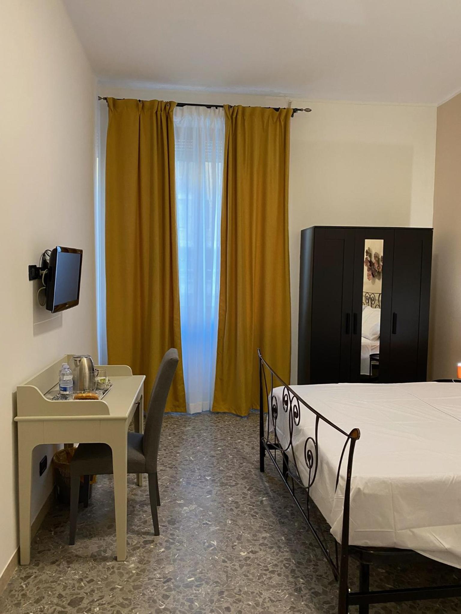 Triple Room - Photo 33