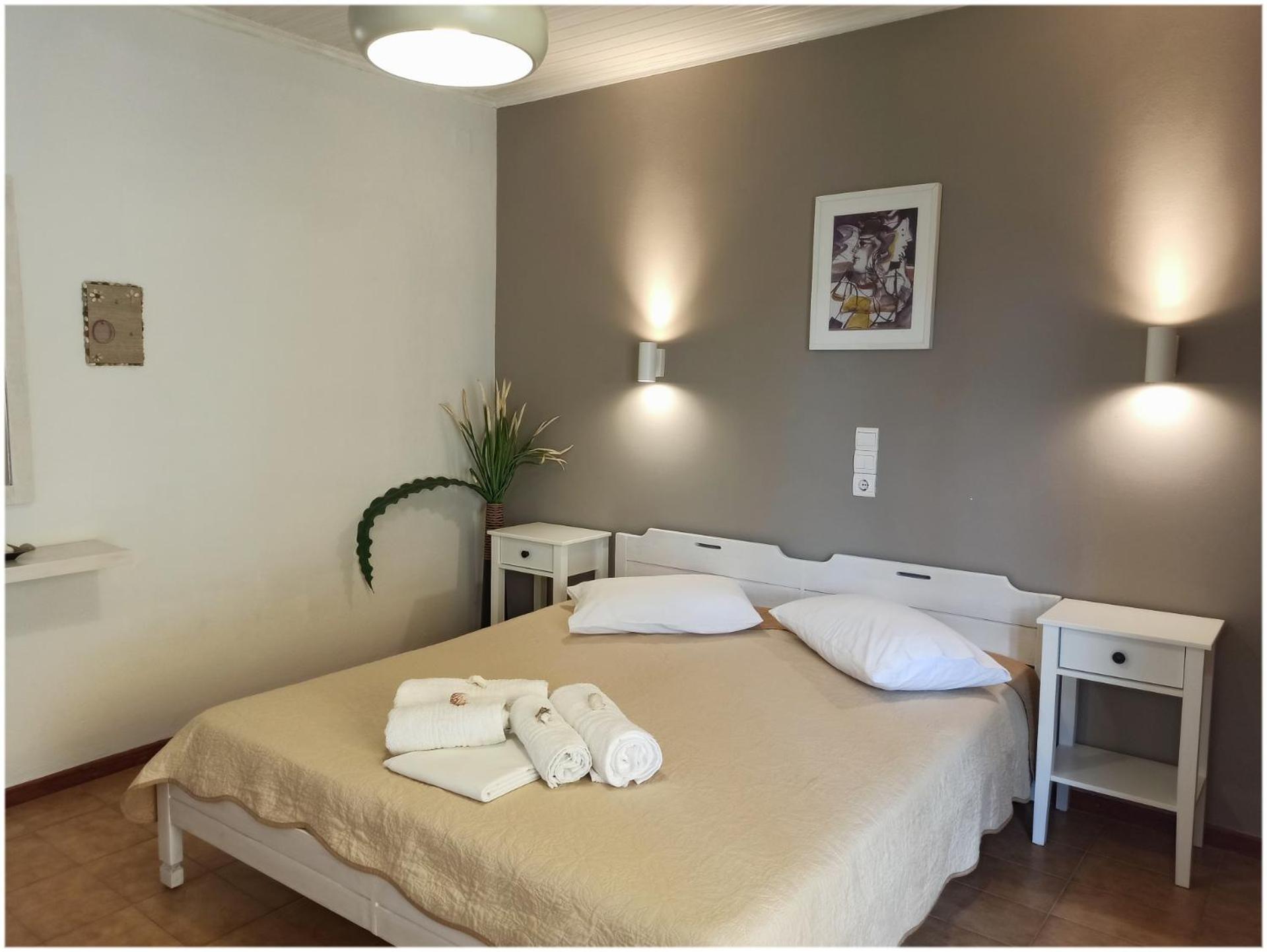 Triple Room with Terrace photo 1