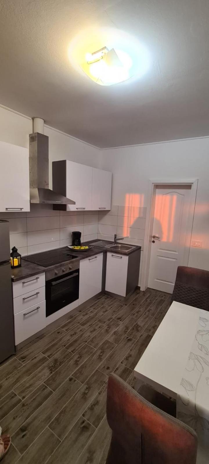 One-Bedroom Apartment - Photo 10