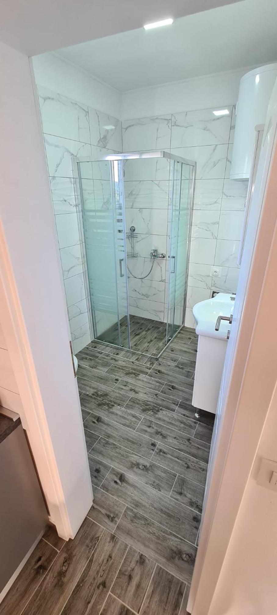 One-Bedroom Apartment - Photo 14