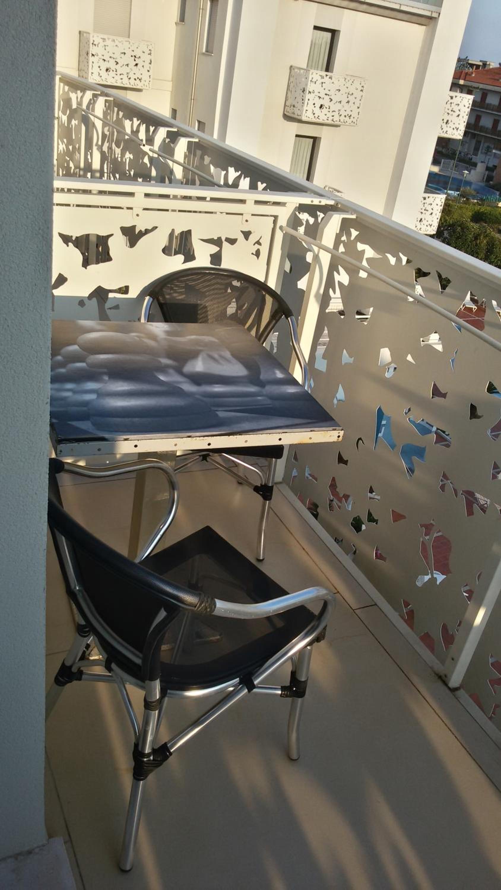Double Room with Pool View photo 3