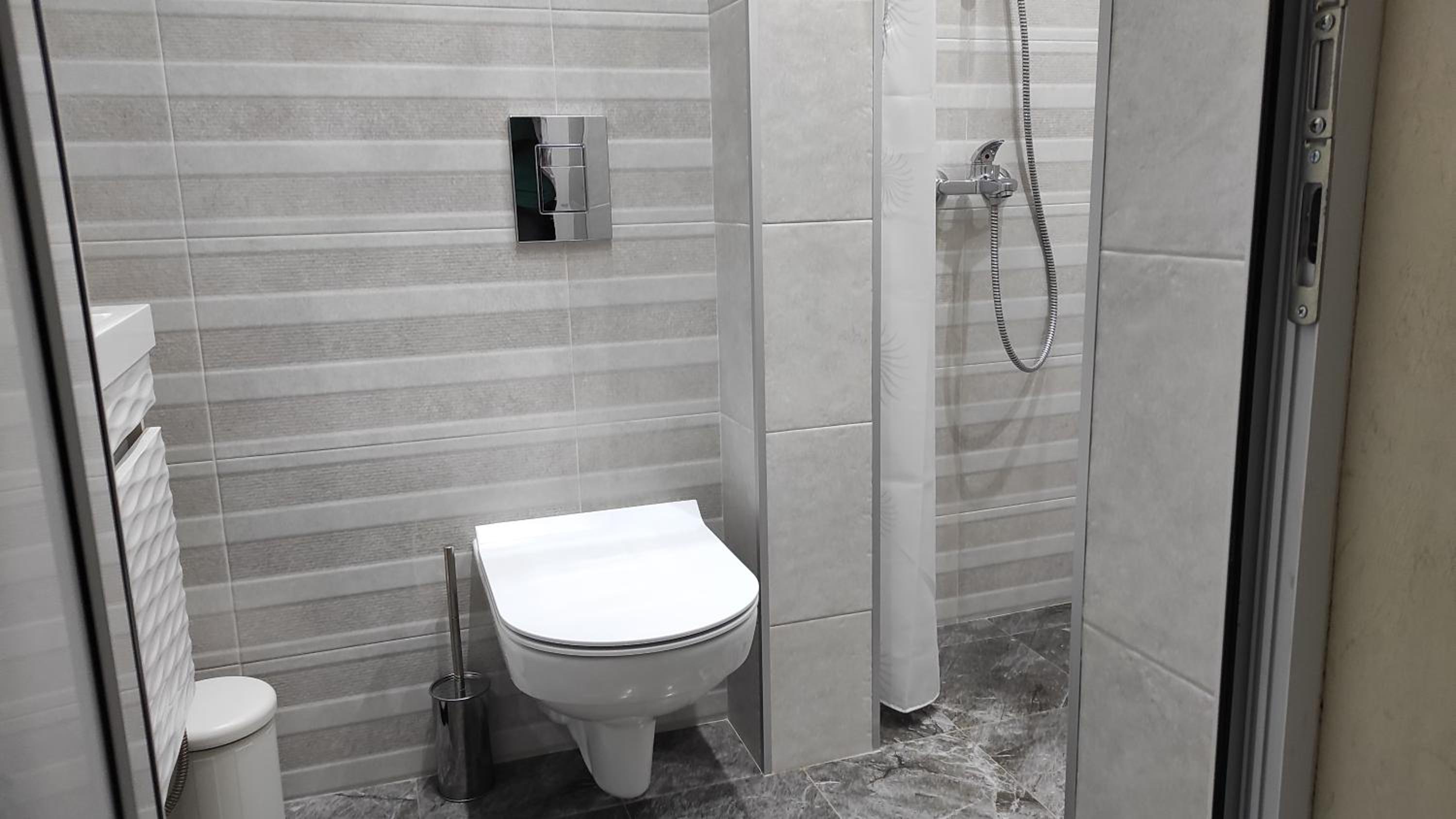 Triple Room with Private Bathroom photo 3