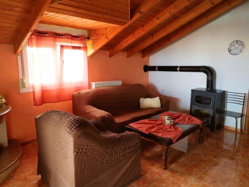 Three-Bedroom Apartment - Photo 10