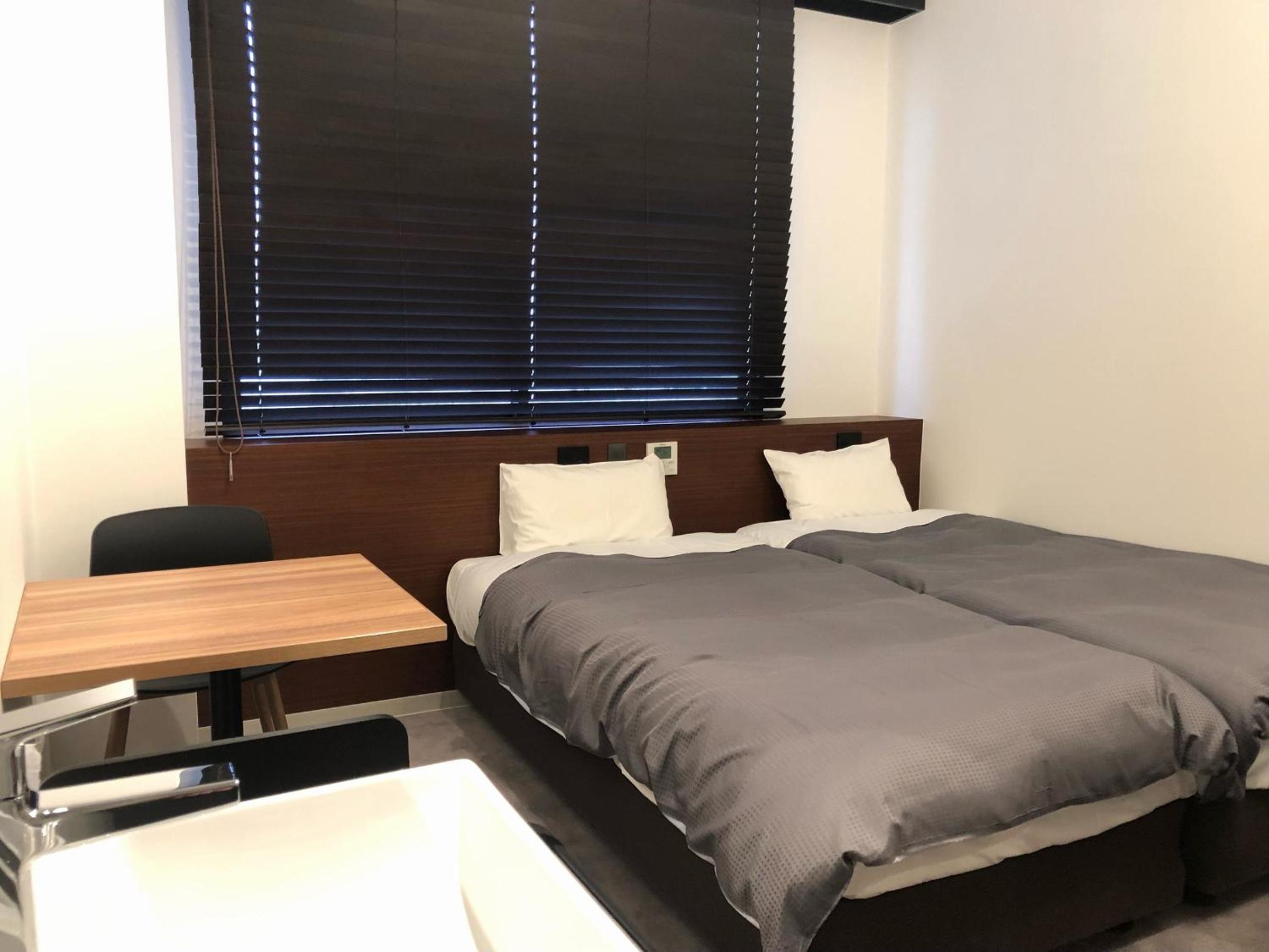 Standard Twin Room - Non-Smoking
