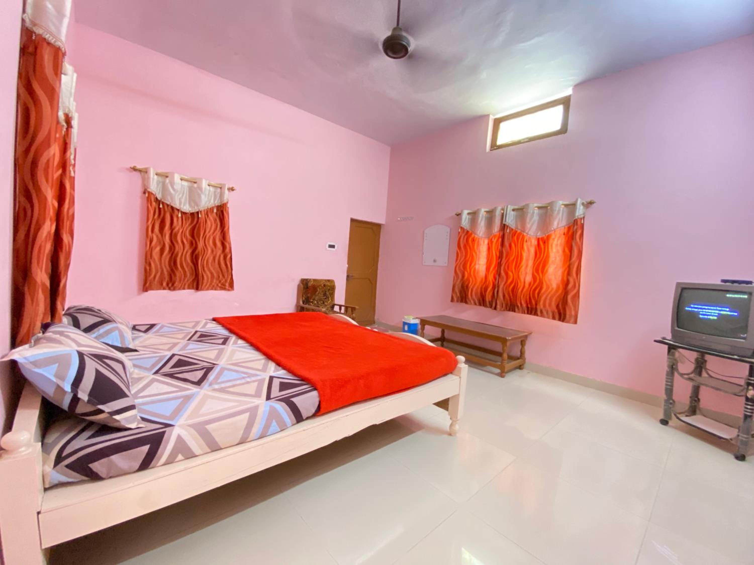 Standard Double Room With Fan