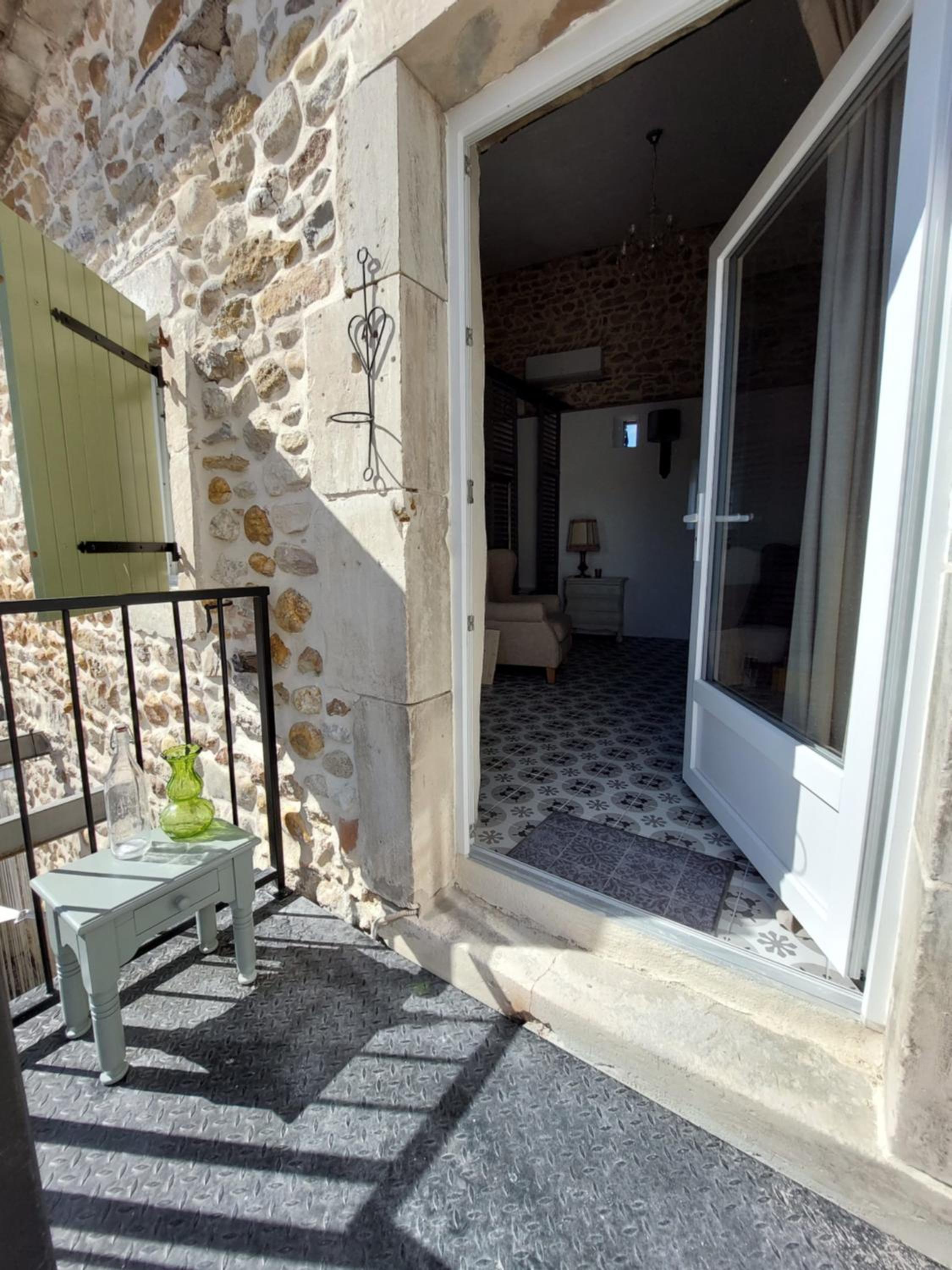 Apartment with Terrace photo 2