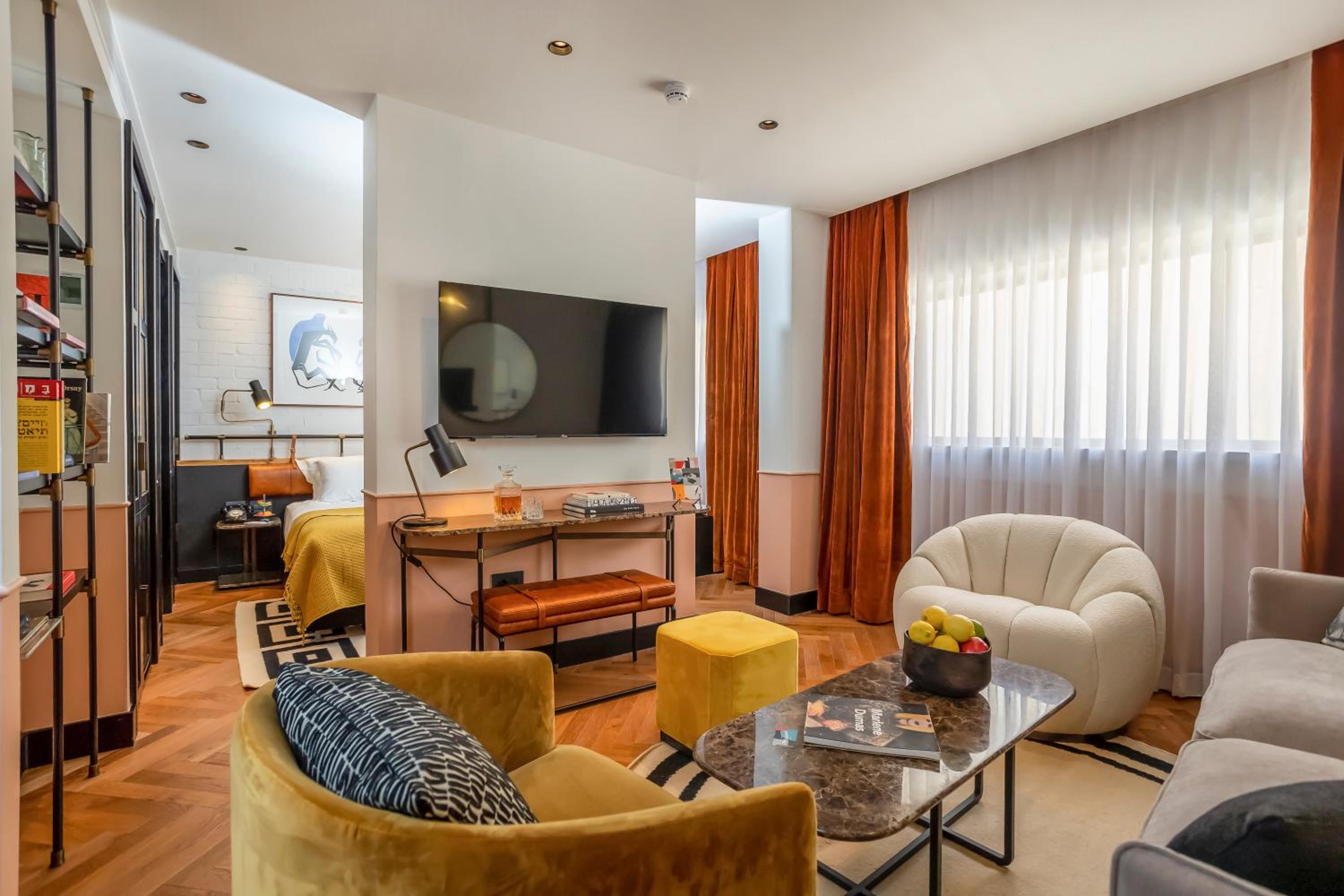 Junior Suite - Photo 1