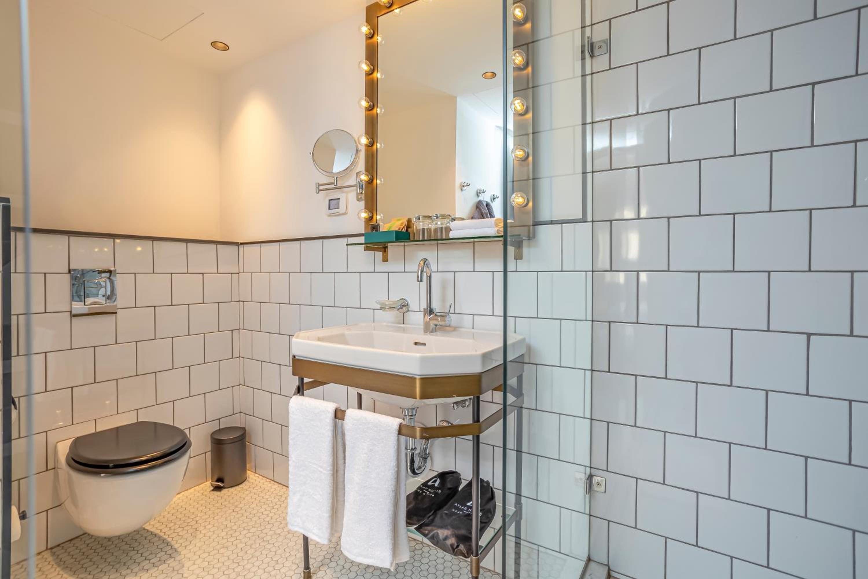Junior Suite - Photo 11