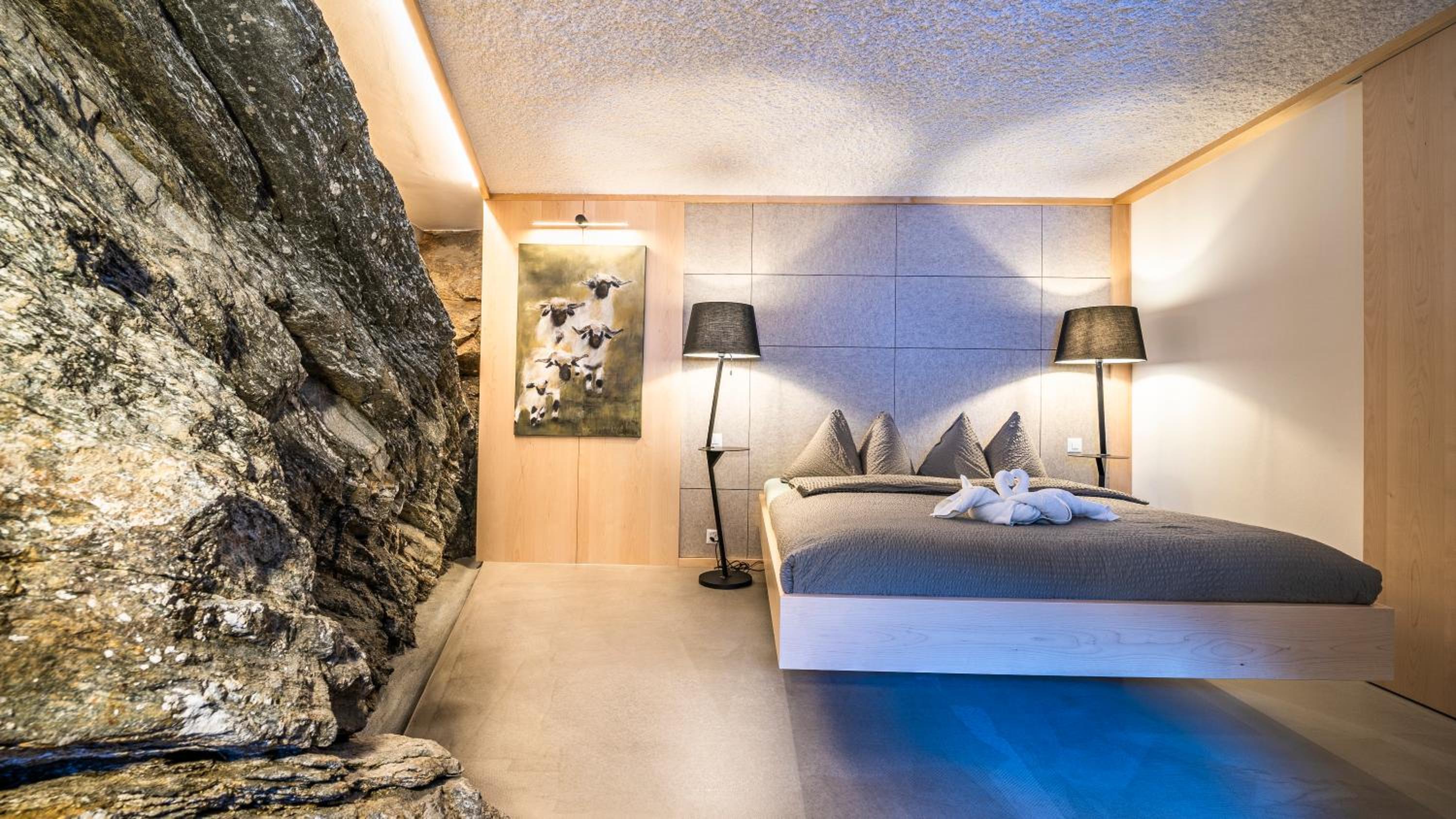 Suite with Spa Bath