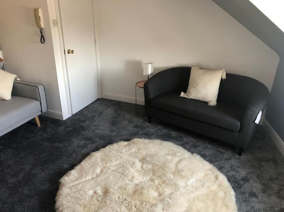One-Bedroom Apartment - Photo 28