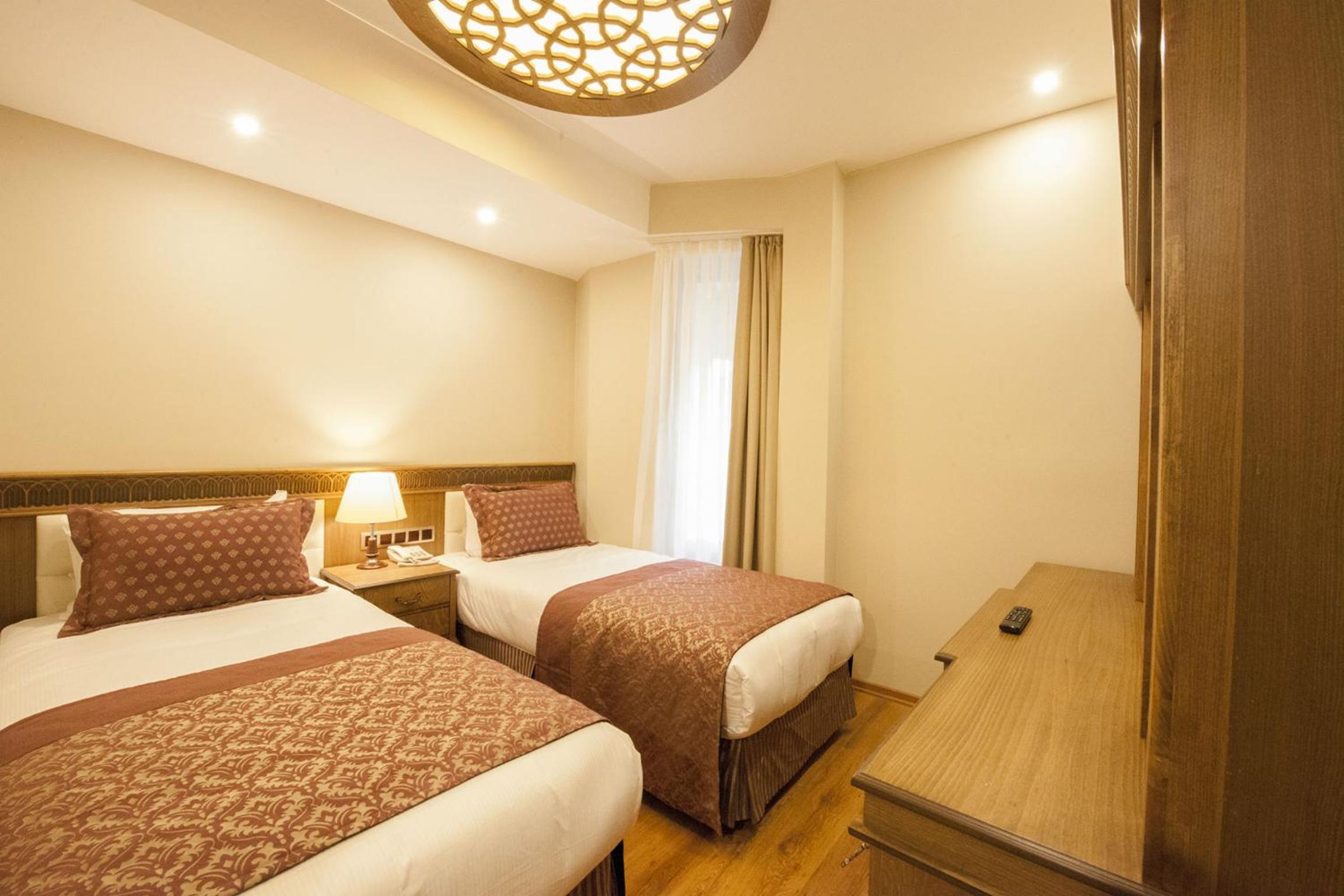 Triple Room