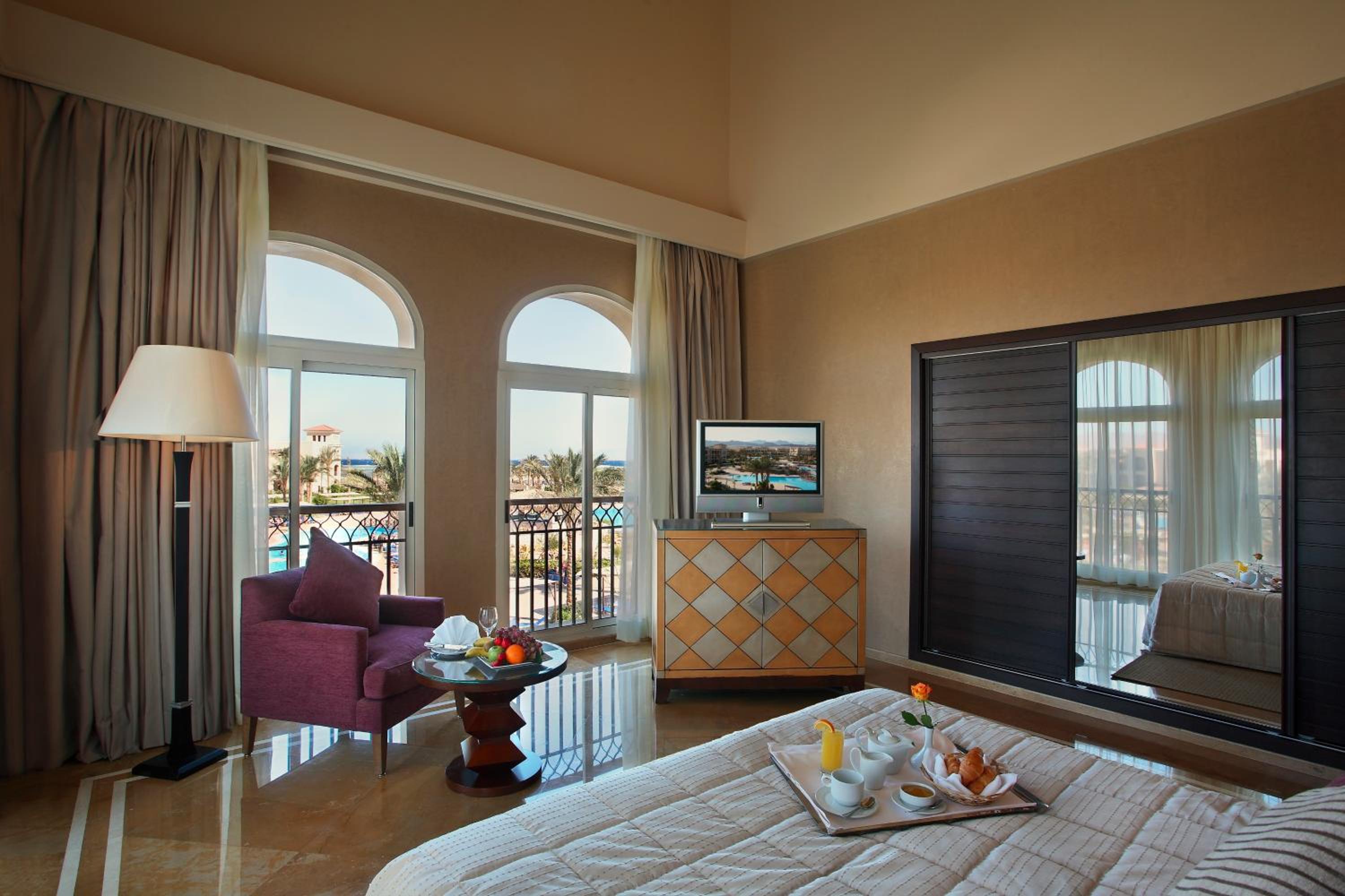 Jaz Mirabel Beach - Executive Suite, Queen Bed, Pool View - Photo 4
