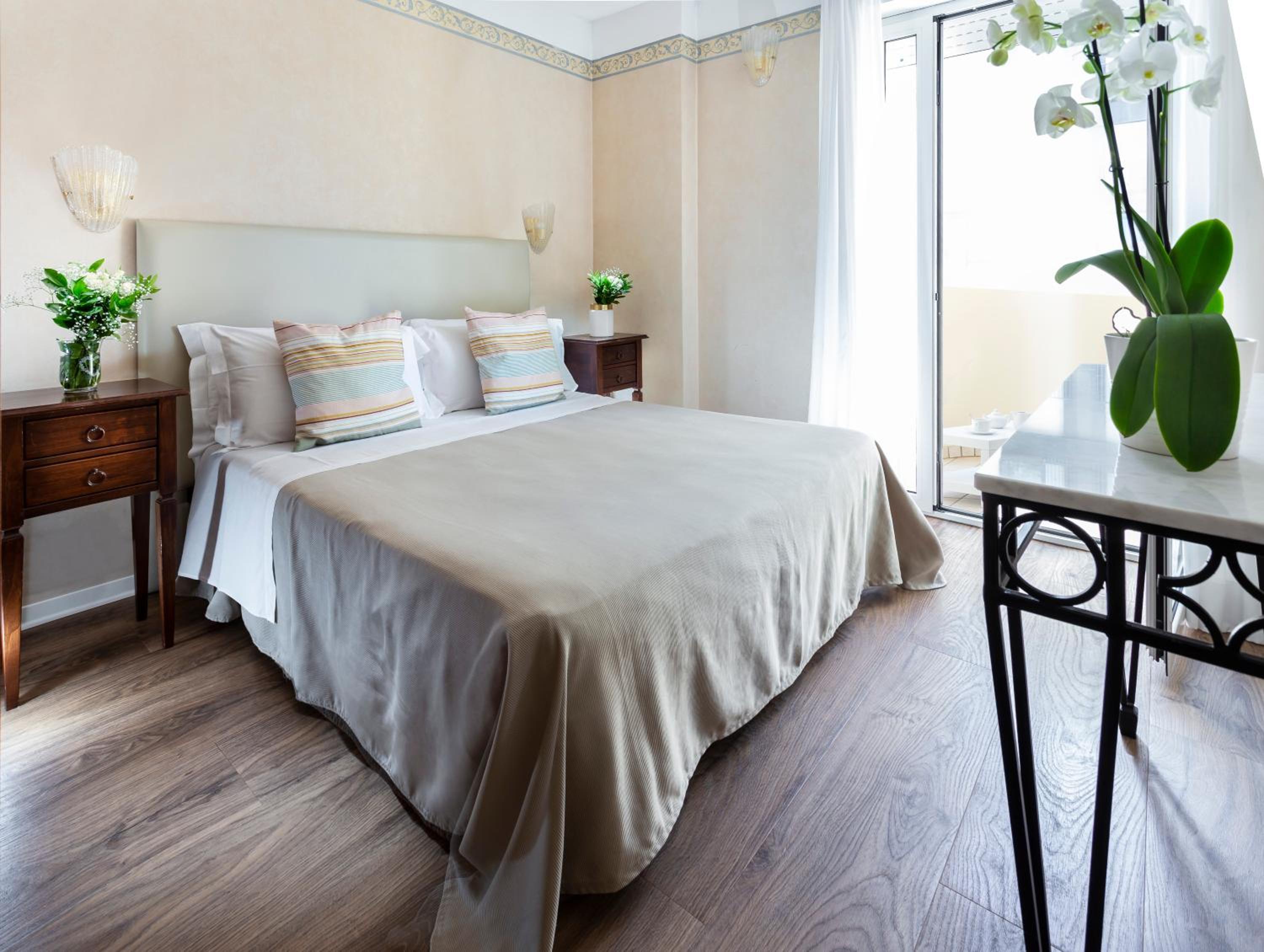 Superior Double or Twin Room - Photo 9