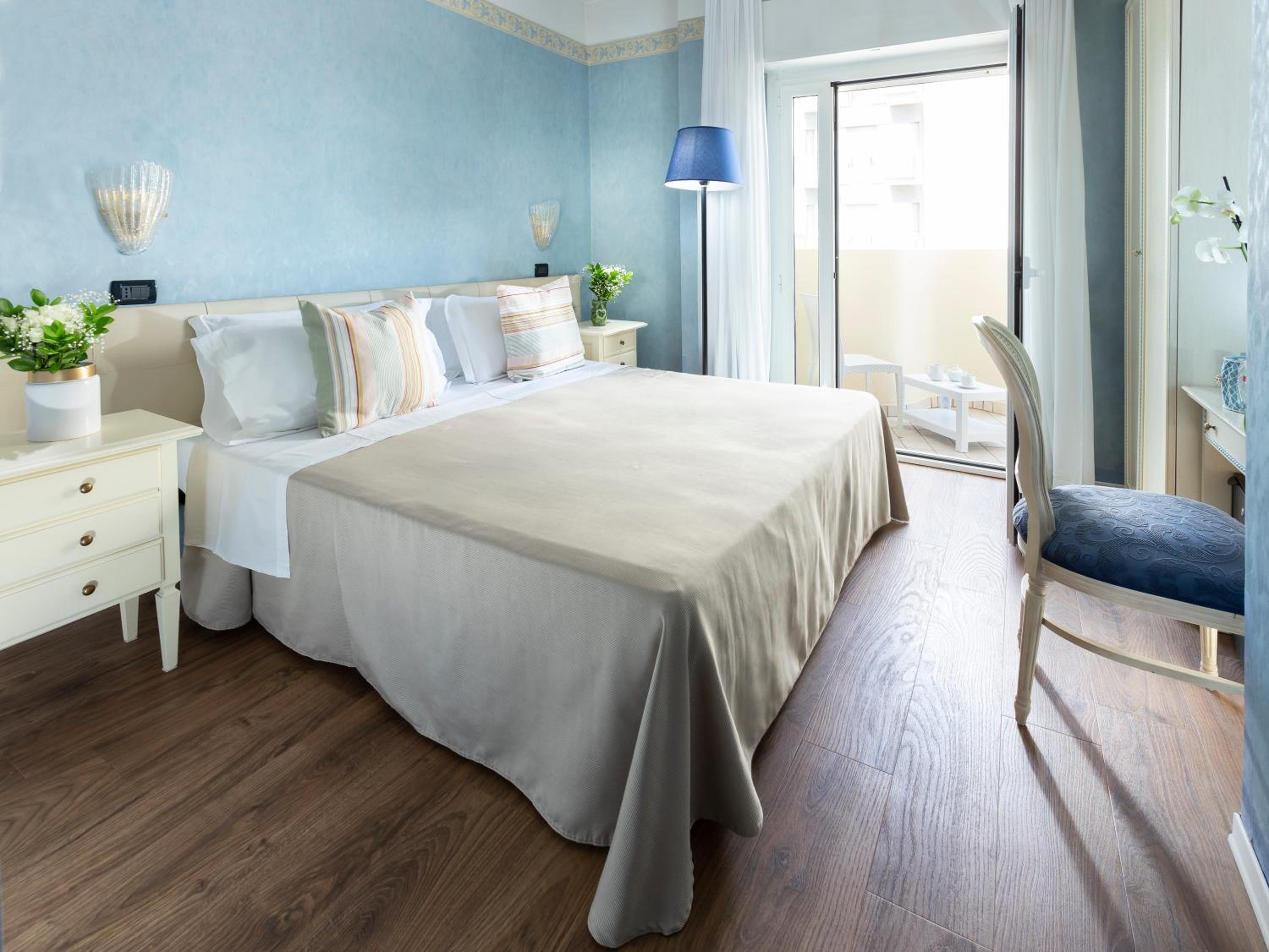 Superior Double or Twin Room - Photo 17