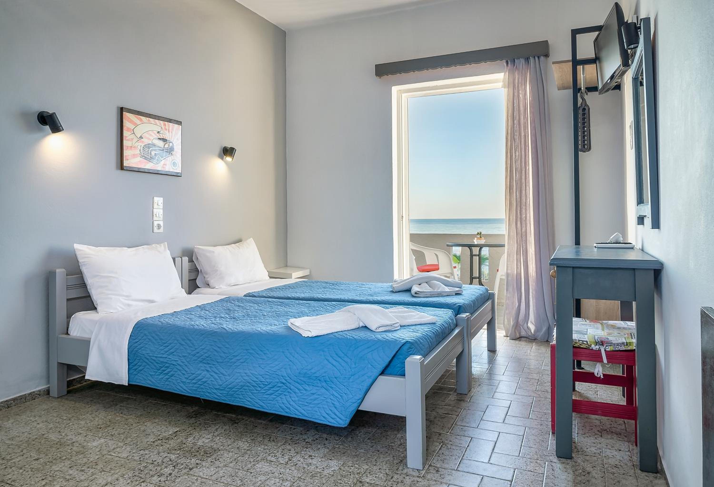 First Floor Apartment with Sea View photo 1