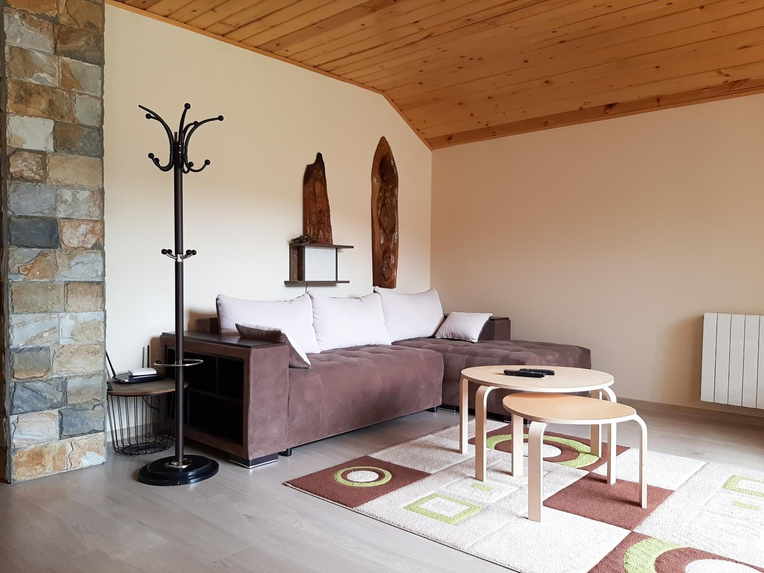 Villa photo 2