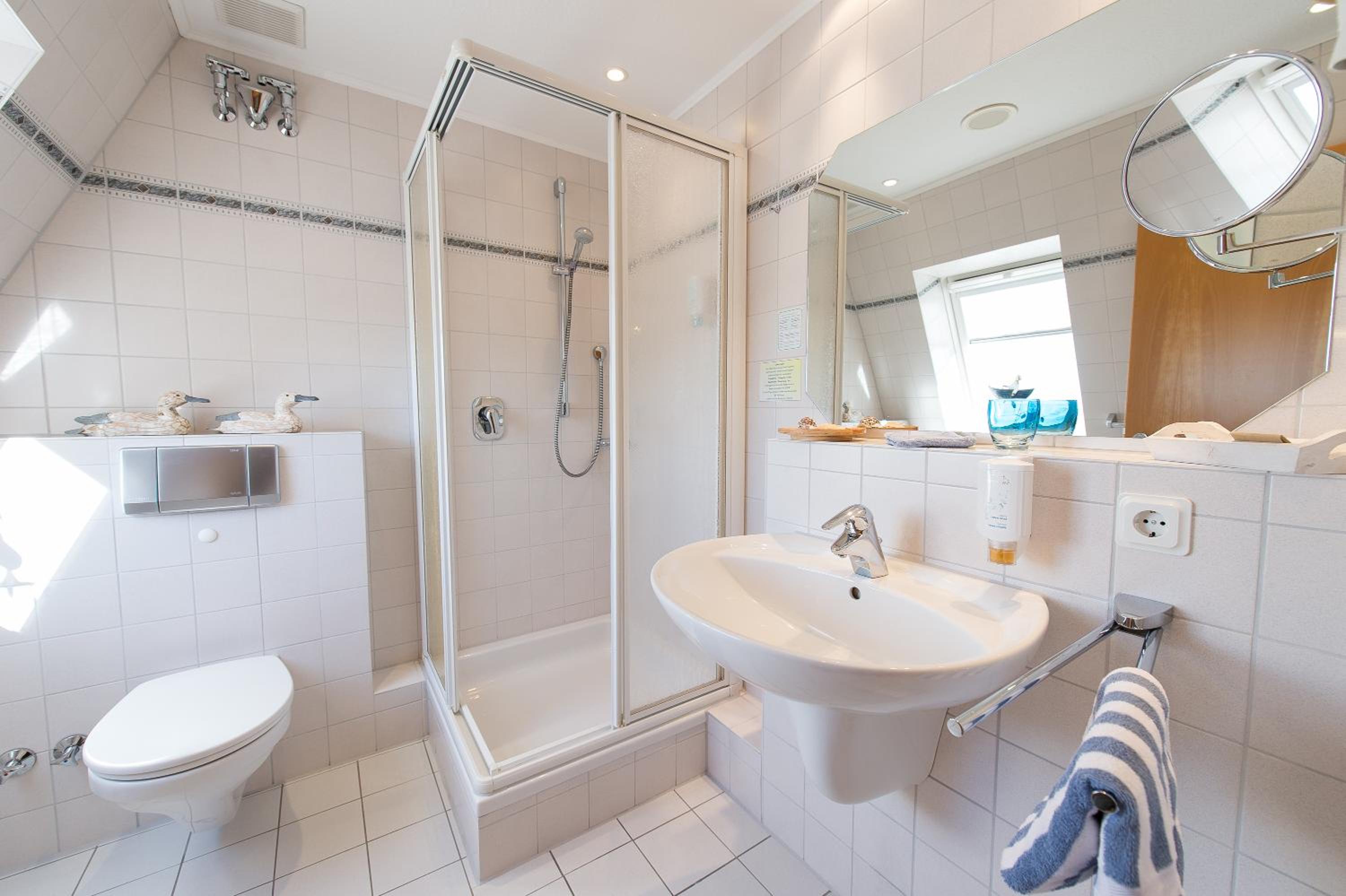 Deluxe Double Room with Balcony photo 3